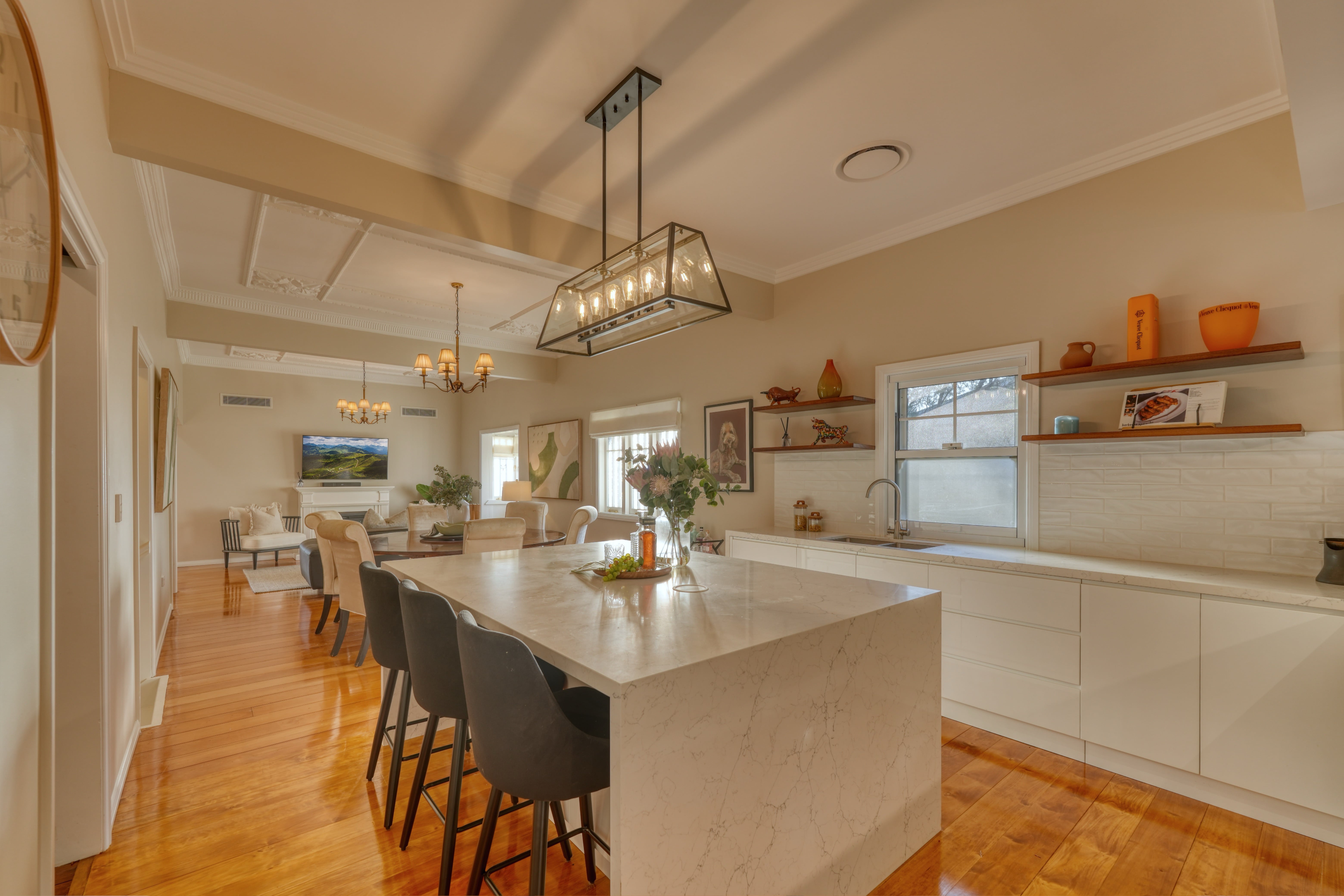 5-bedroom house at 30 NICKLIN STREET, Coorparoo QLD 4151, , Queensland