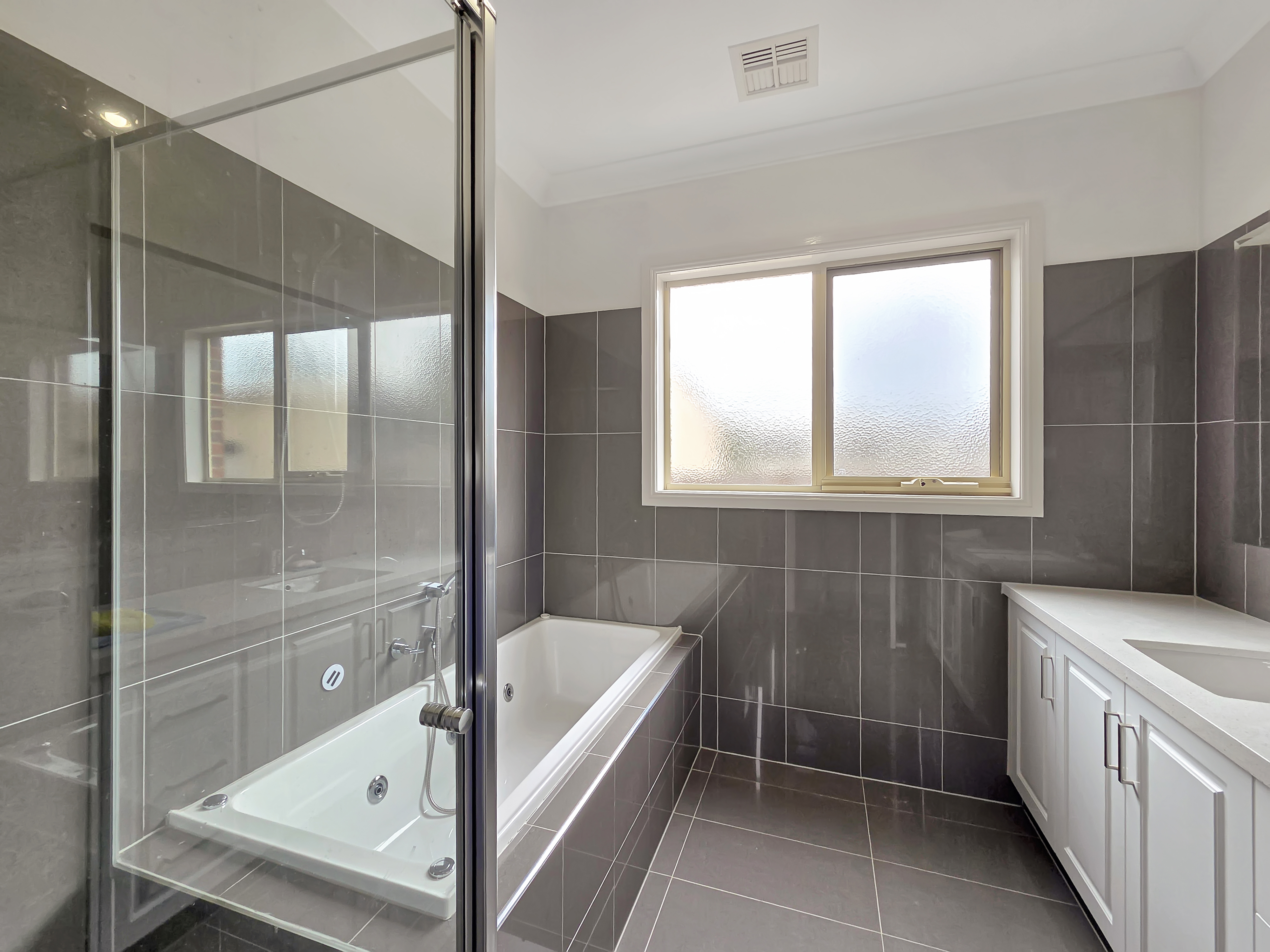 6B Arthur Street, Belmont, Vic, 3216 - Image 9