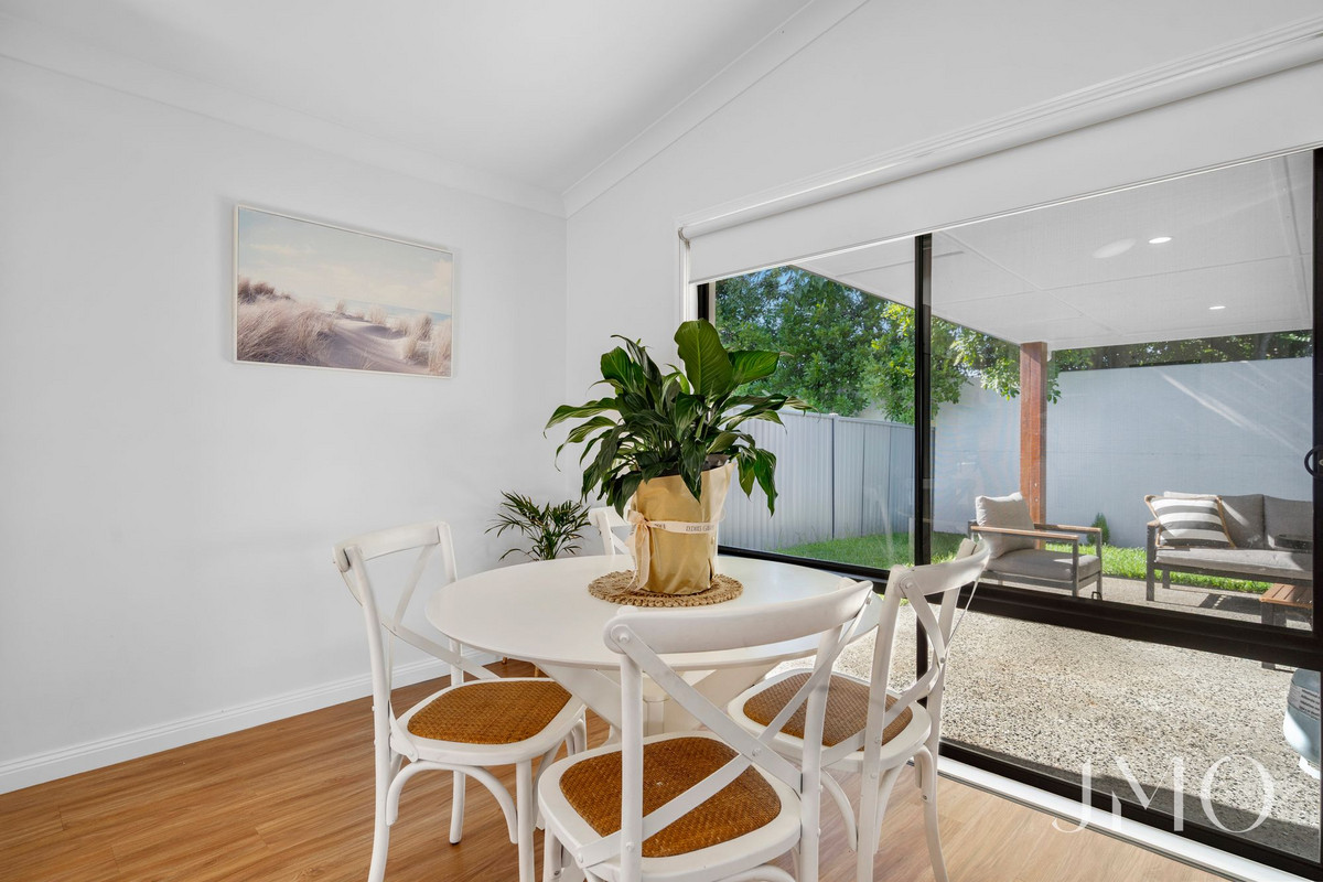 60 SERAFINA DRIVE, Helensvale QLD 4212 - Image 8