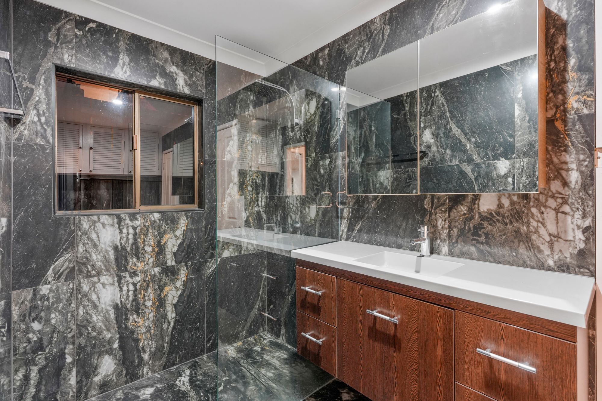 10 KELLY STREET, Eagleby QLD 4207 - Image 7