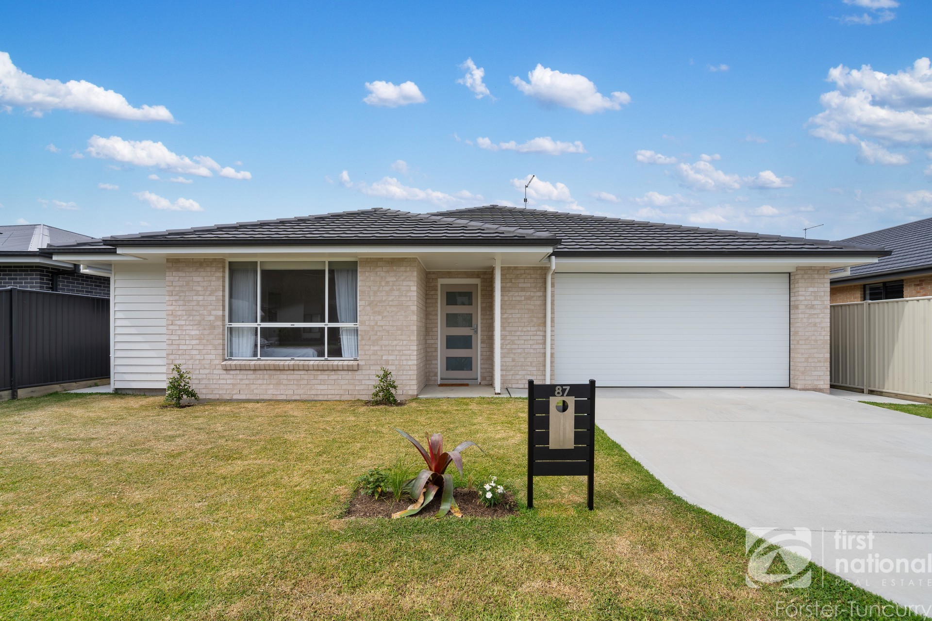 87 Kentia Drive, Forster, NSW 2428 - Image 2