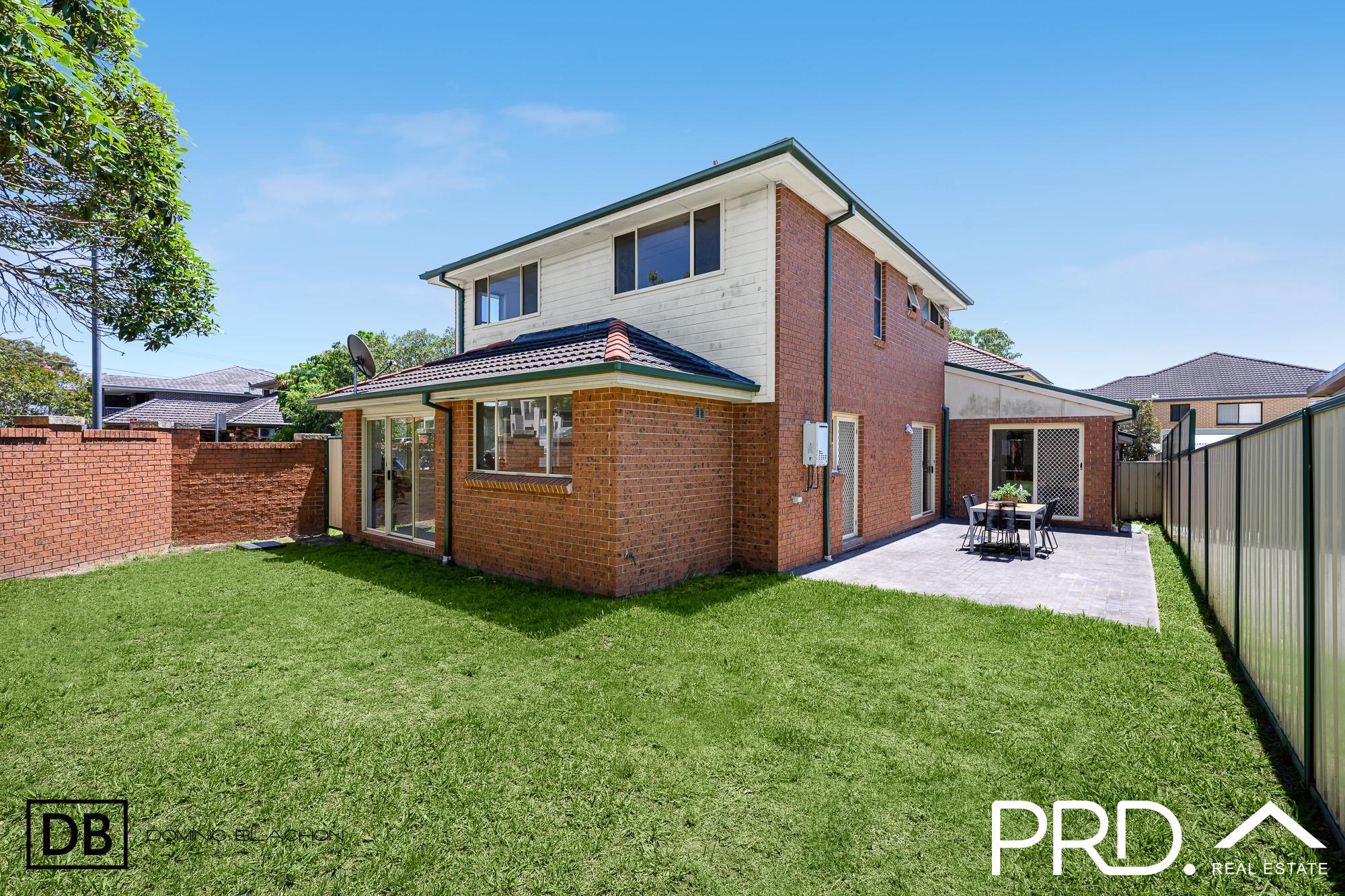 4-bedroom unit at 198 Marco Avenue, Panania, NSW 2213, Canterbury-Bankstown, New South Wales