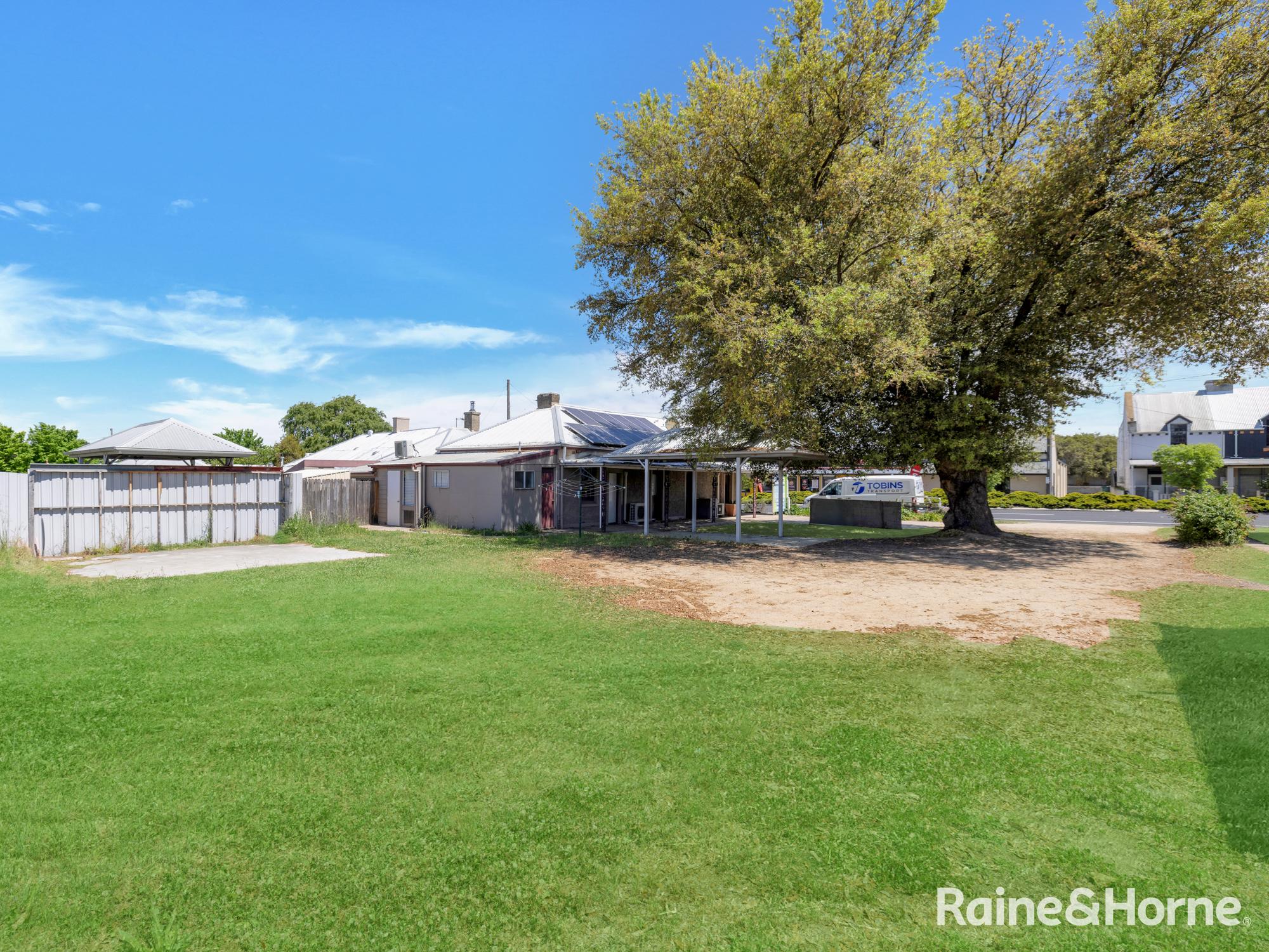 2-bedroom house at 135 Durham Street, Bathurst, NSW 2795, Bathurst, New South Wales