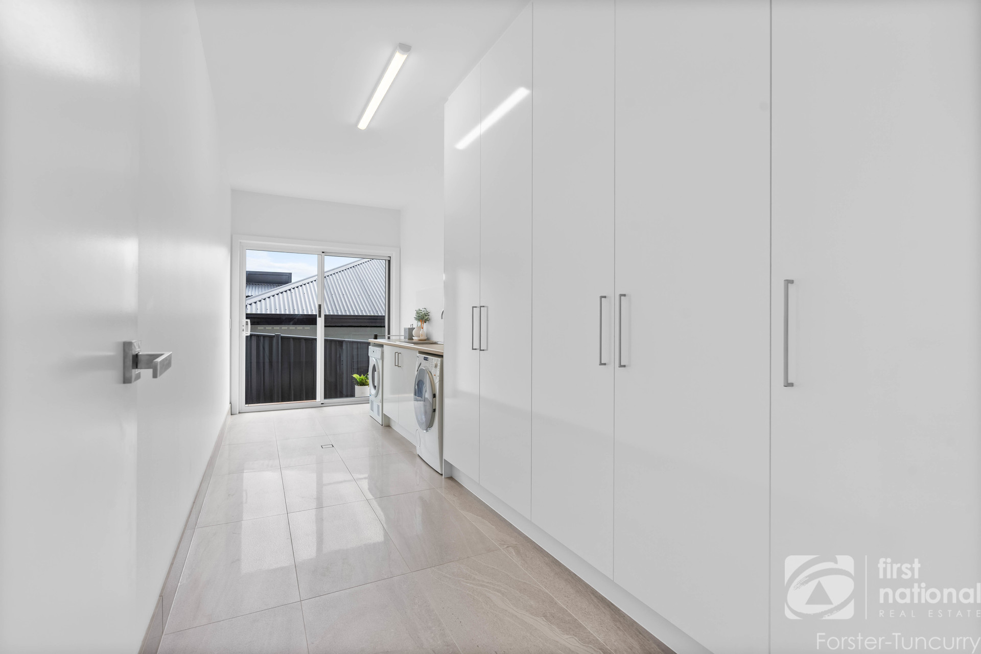 15 Limestone Crescent, Forster, NSW 2428 - Image 1