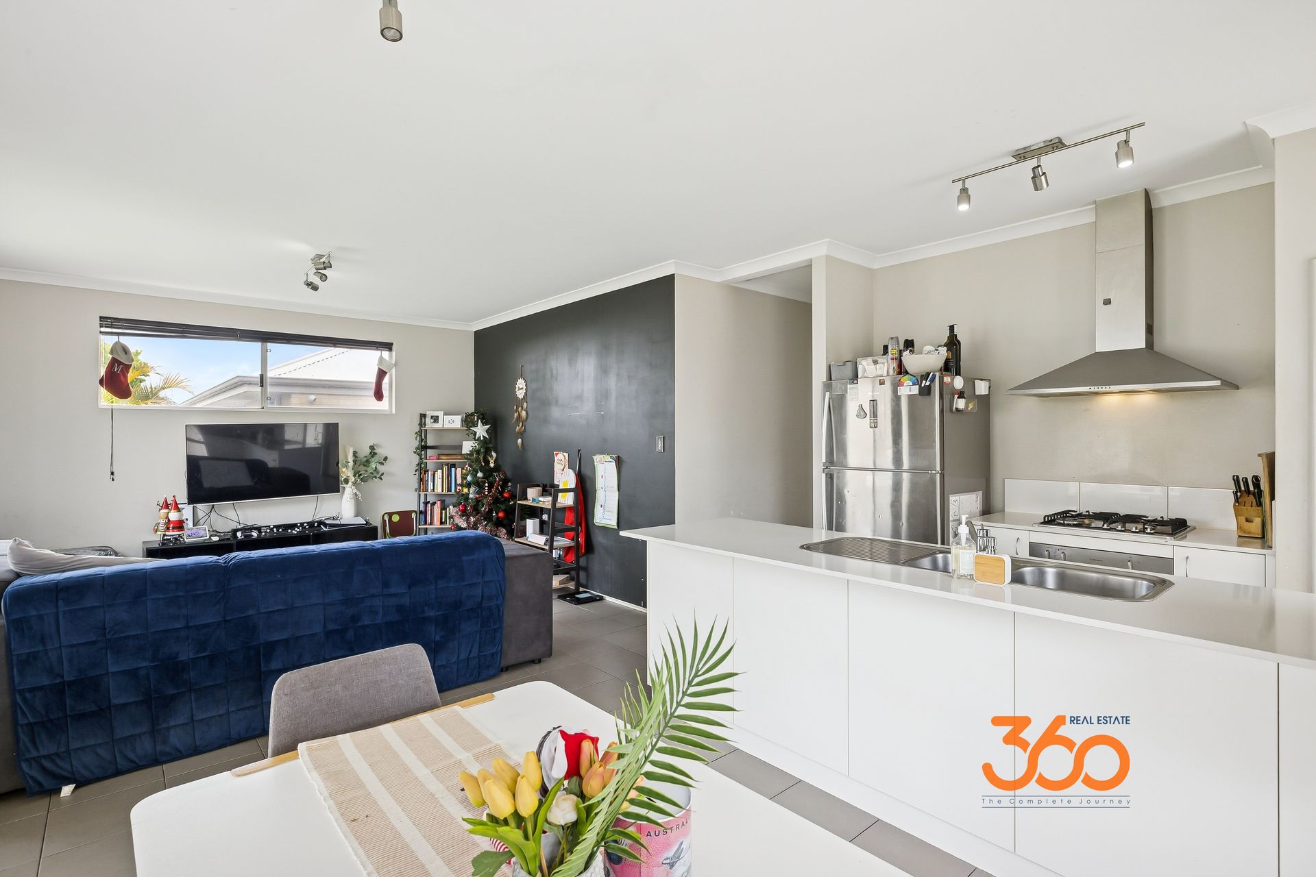 16 Brewster Circuit, Ellenbrook, WA 6069 - Image 3