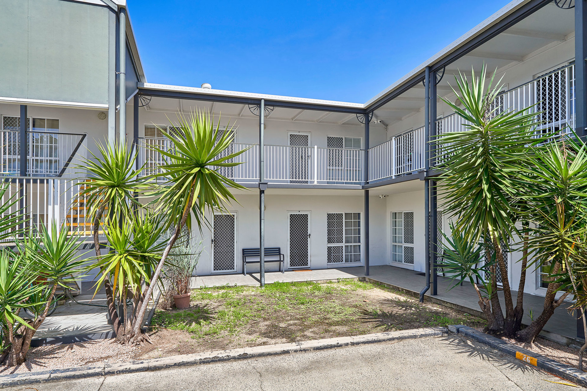 27/87-91 Earl Street, Westcourt, QLD 4870 - Image 7