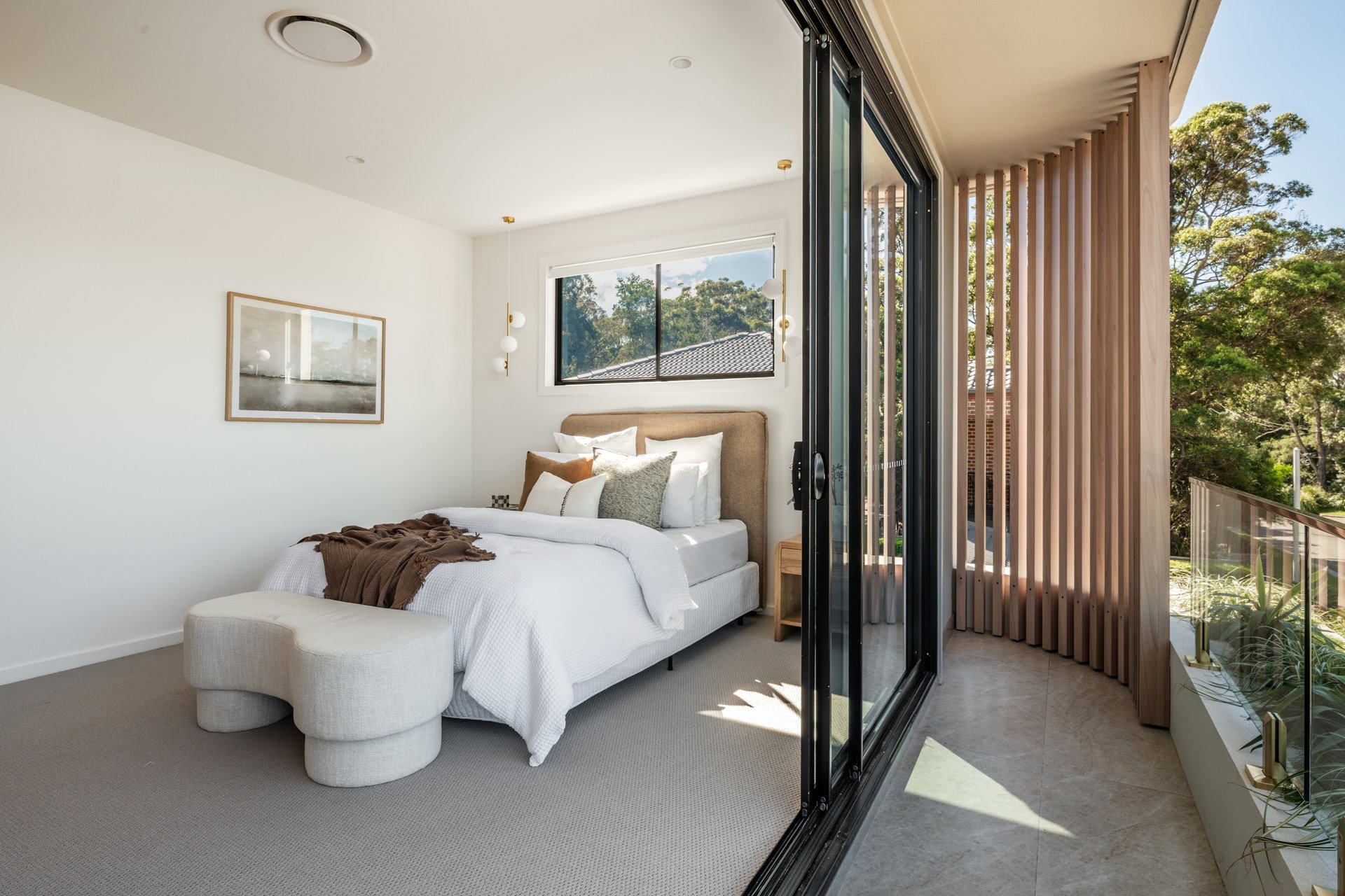 3-bedroom unit at 10 CASSELL AVENUE, Towradgi NSW 2518, Wollongong, New South Wales