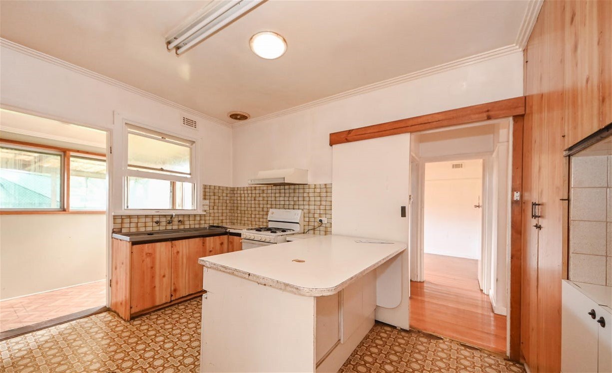 12 Webb Avenue, Springvale, VIC 3171 - Image 2