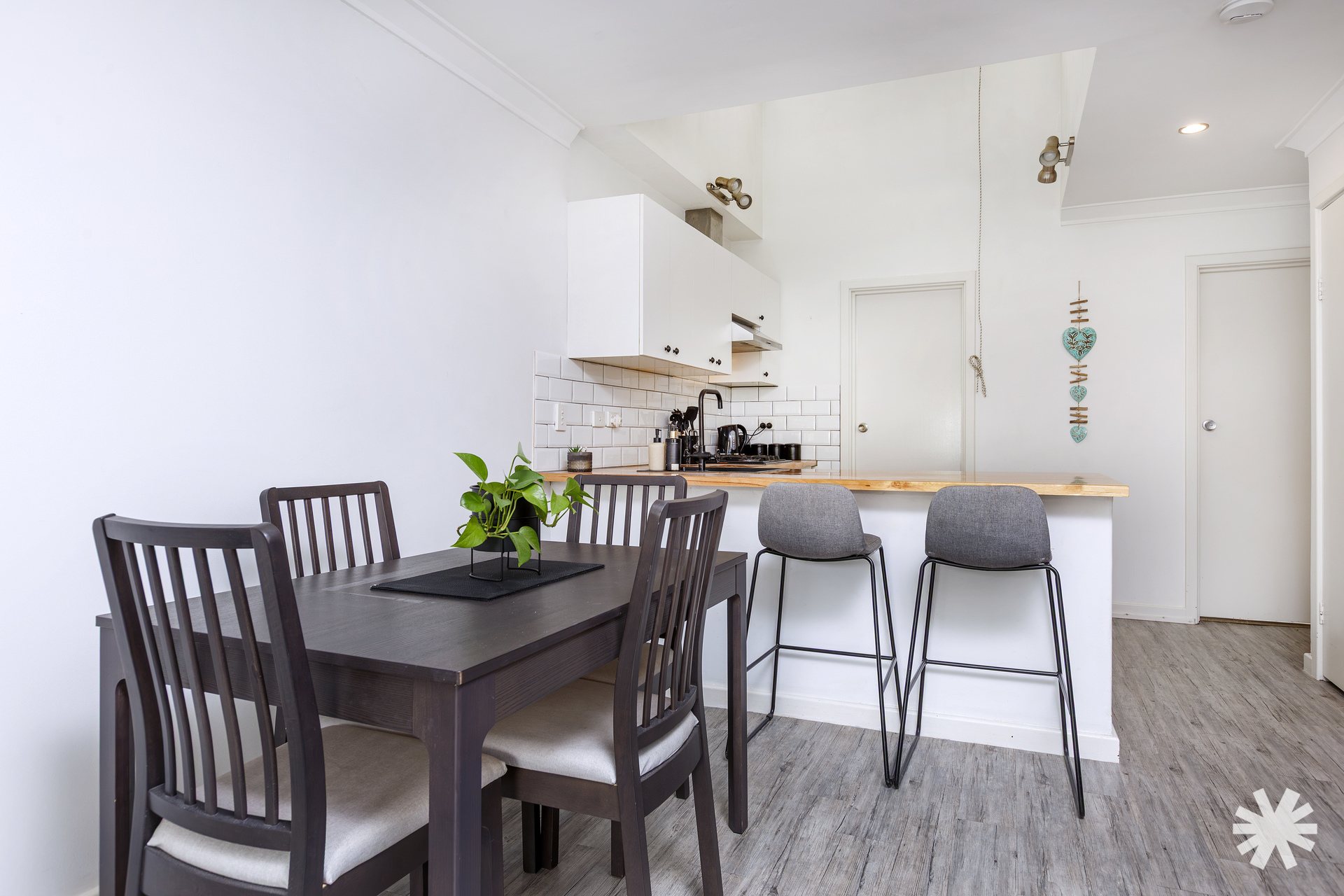 19b Park Street, Como, Wa, 6152 - Image 2