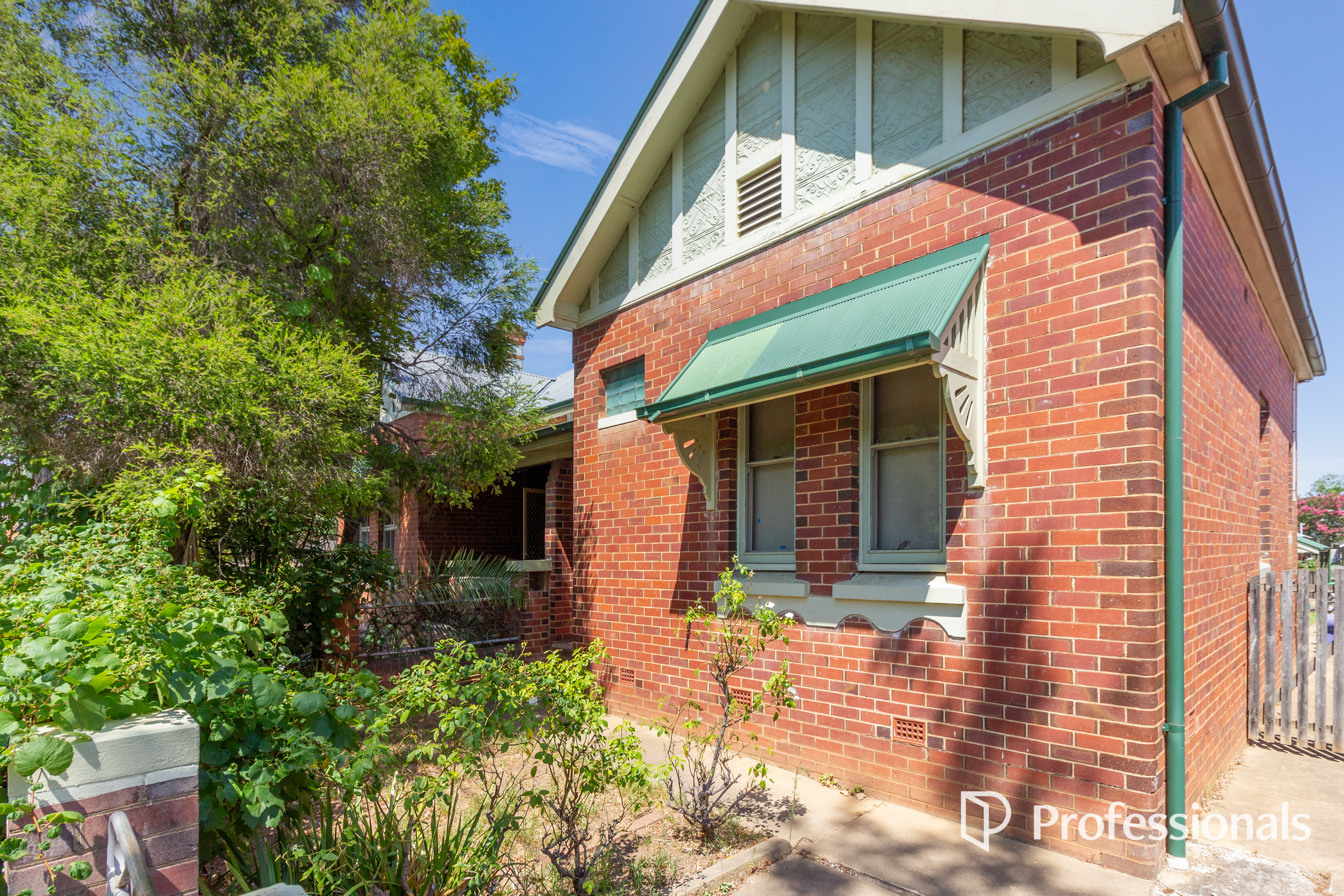 5-bedroom unit at 60 Flinders Street, Wagga Wagga, Nsw, 2650, Wagga Wagga, New South Wales