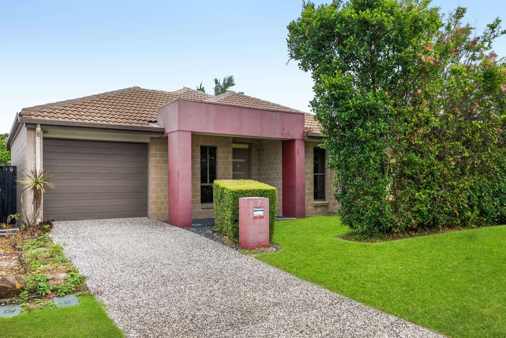 7 Eureka Street, North Lakes, QLD 4509 - Image 1