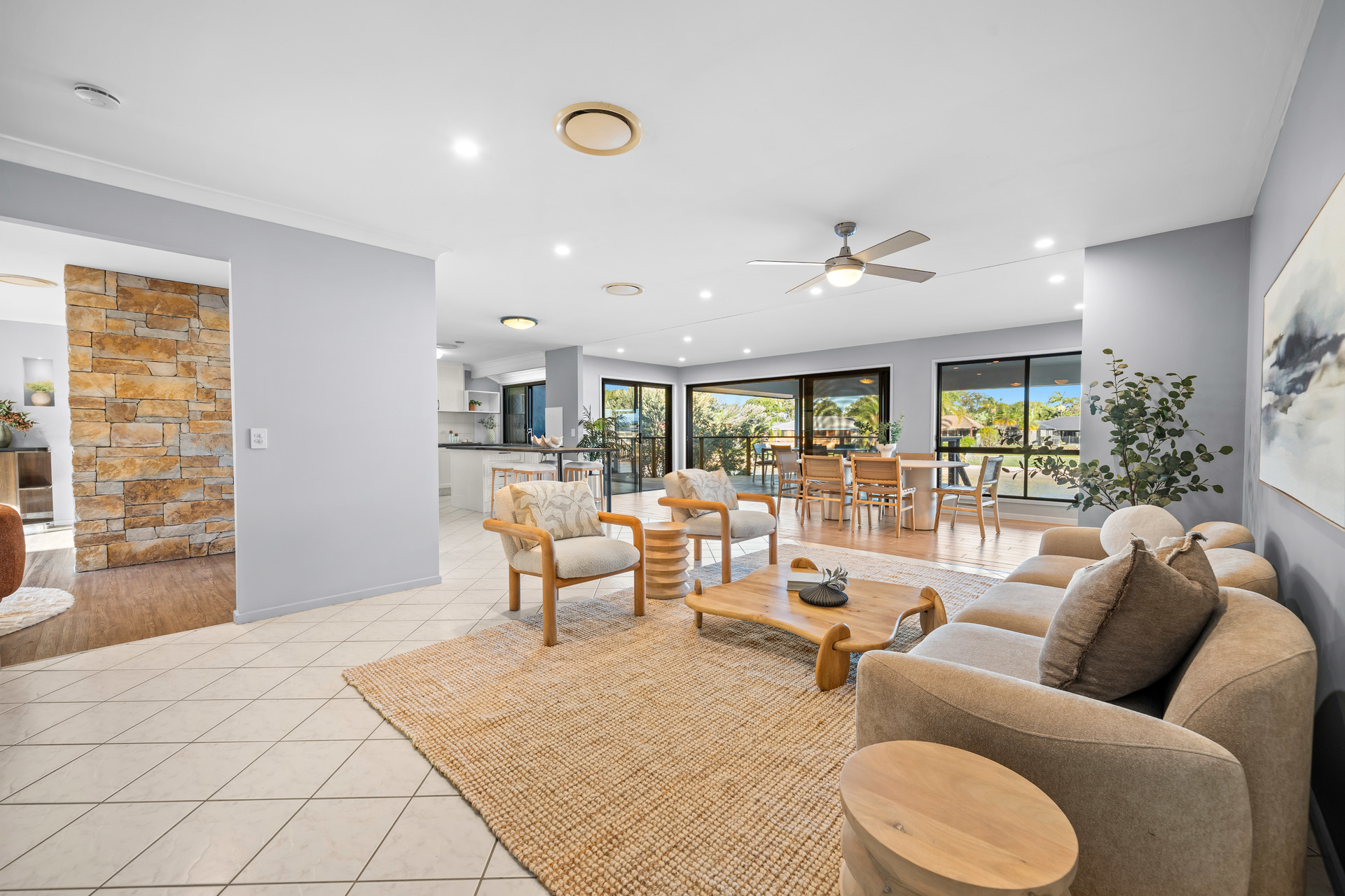 18 MCILWAIN DRIVE, Mermaid Waters QLD 4218 - Image 5