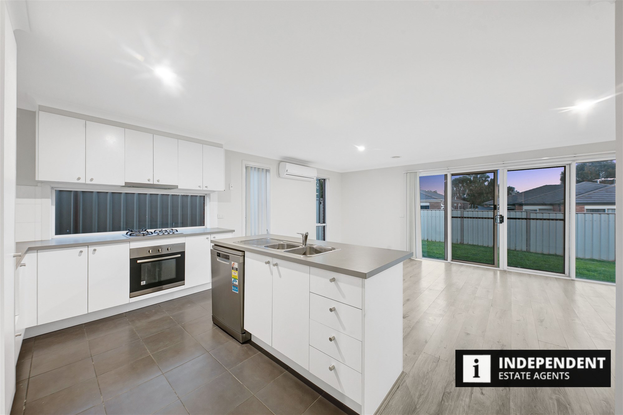 286 Clarkes Road, Brookfield, VIC 3338 - Image 8