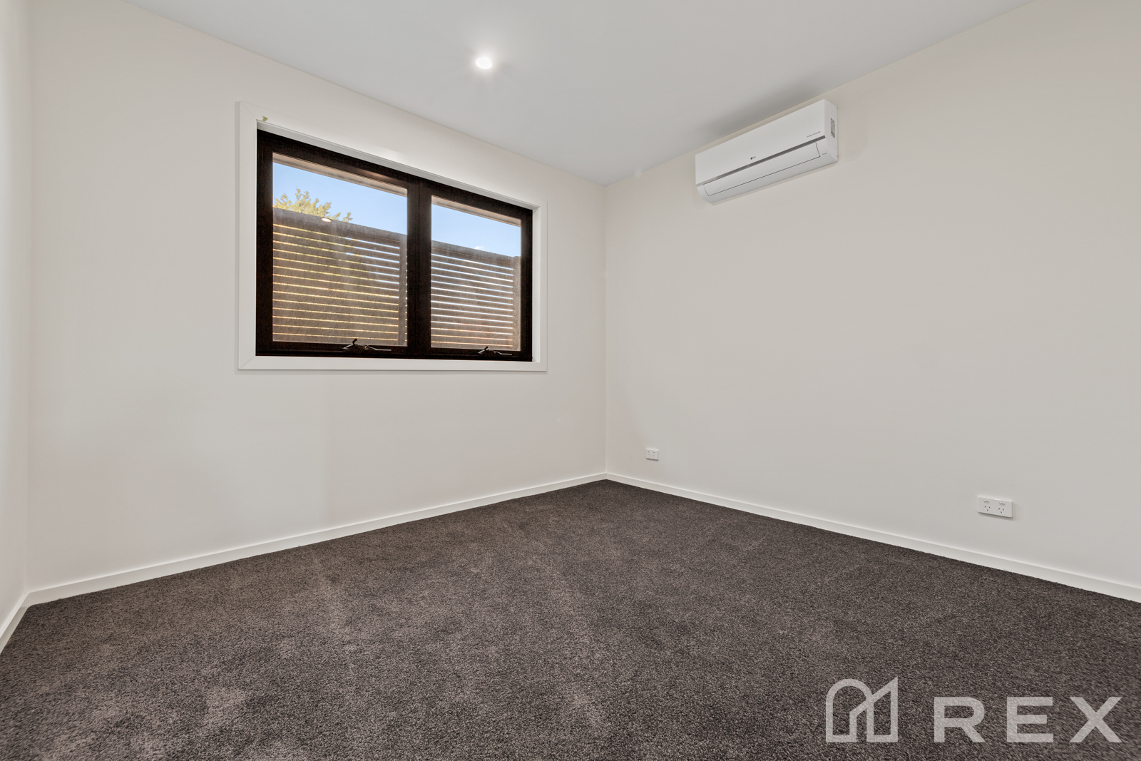 3-bedroom unit at 9 Shan Place, Hampton Park, VIC 3976, Casey, Victoria