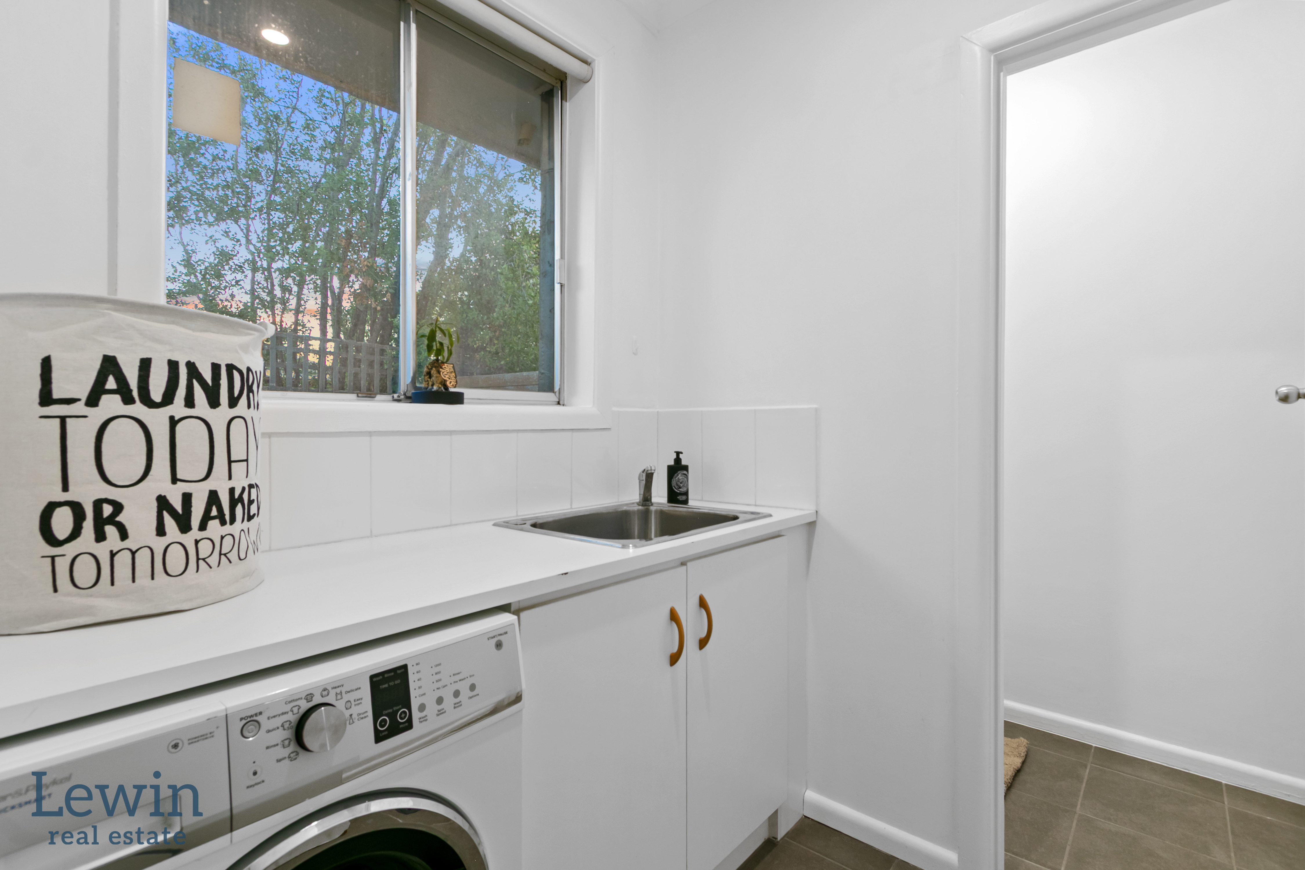 2-bedroom unit at 1/97 Rowans Road, Moorabbin, VIC 3189, , Victoria