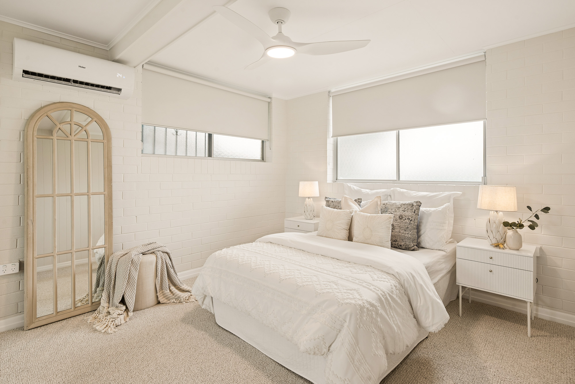 5-bedroom house at 35 Benbow Street, Tarragindi, QLD 4121, Brisbane, Queensland