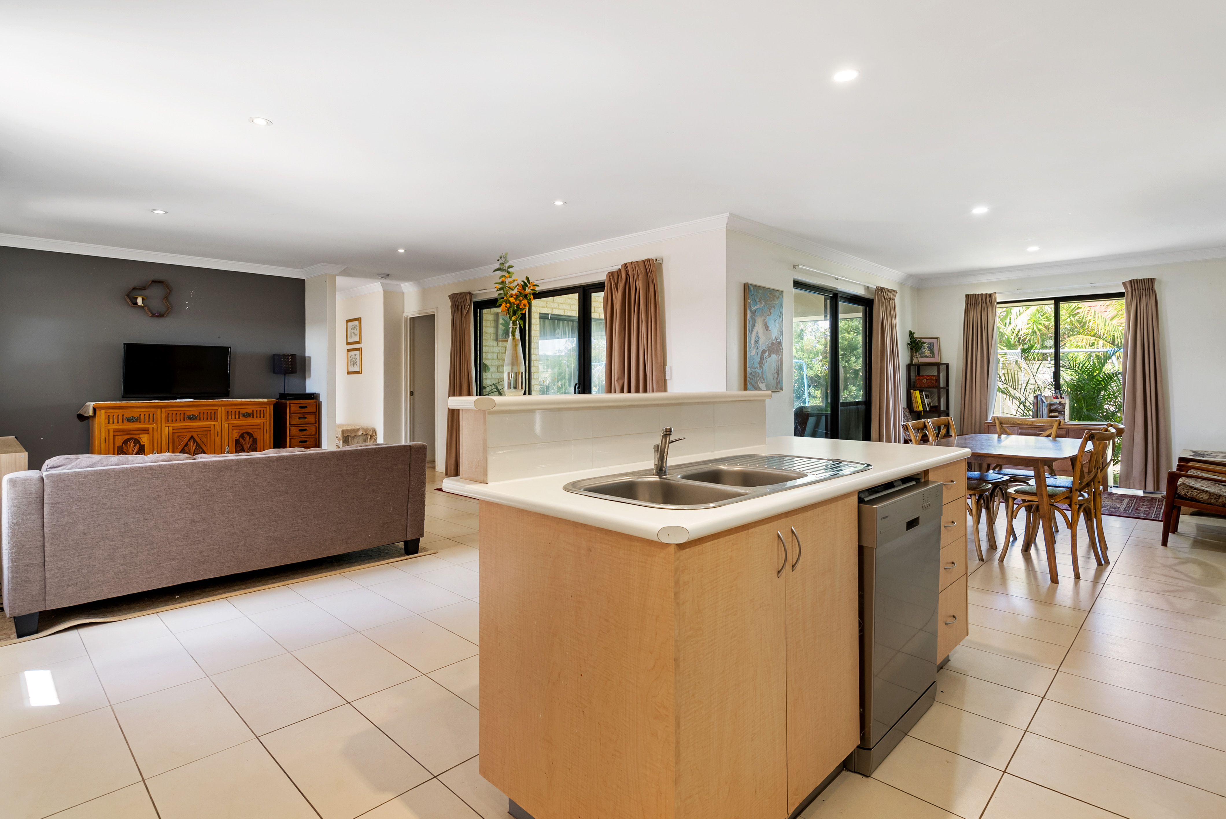 4-bedroom house at 22 Zamia Loop, Wannanup, WA 6210, Mandurah, Western Australia