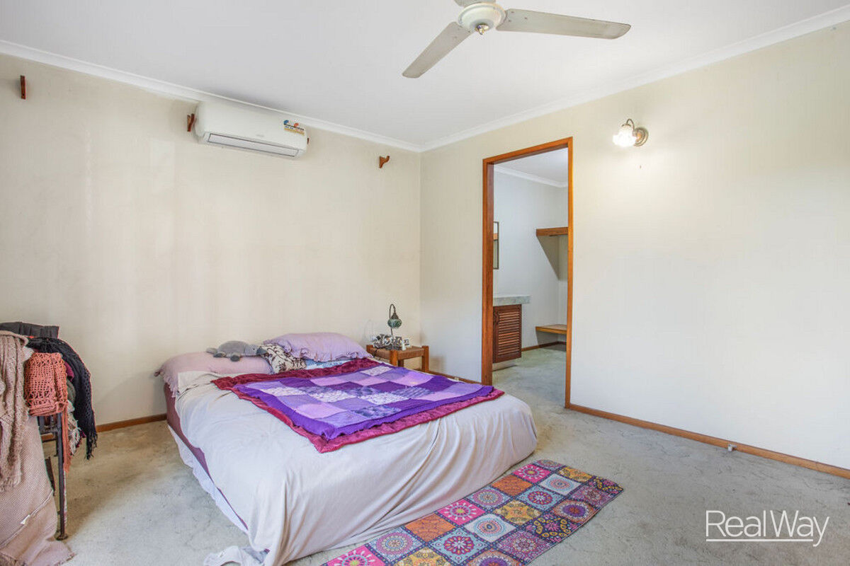 1 IRONBARK CRESCENT, Camira QLD 4300 - Image 10