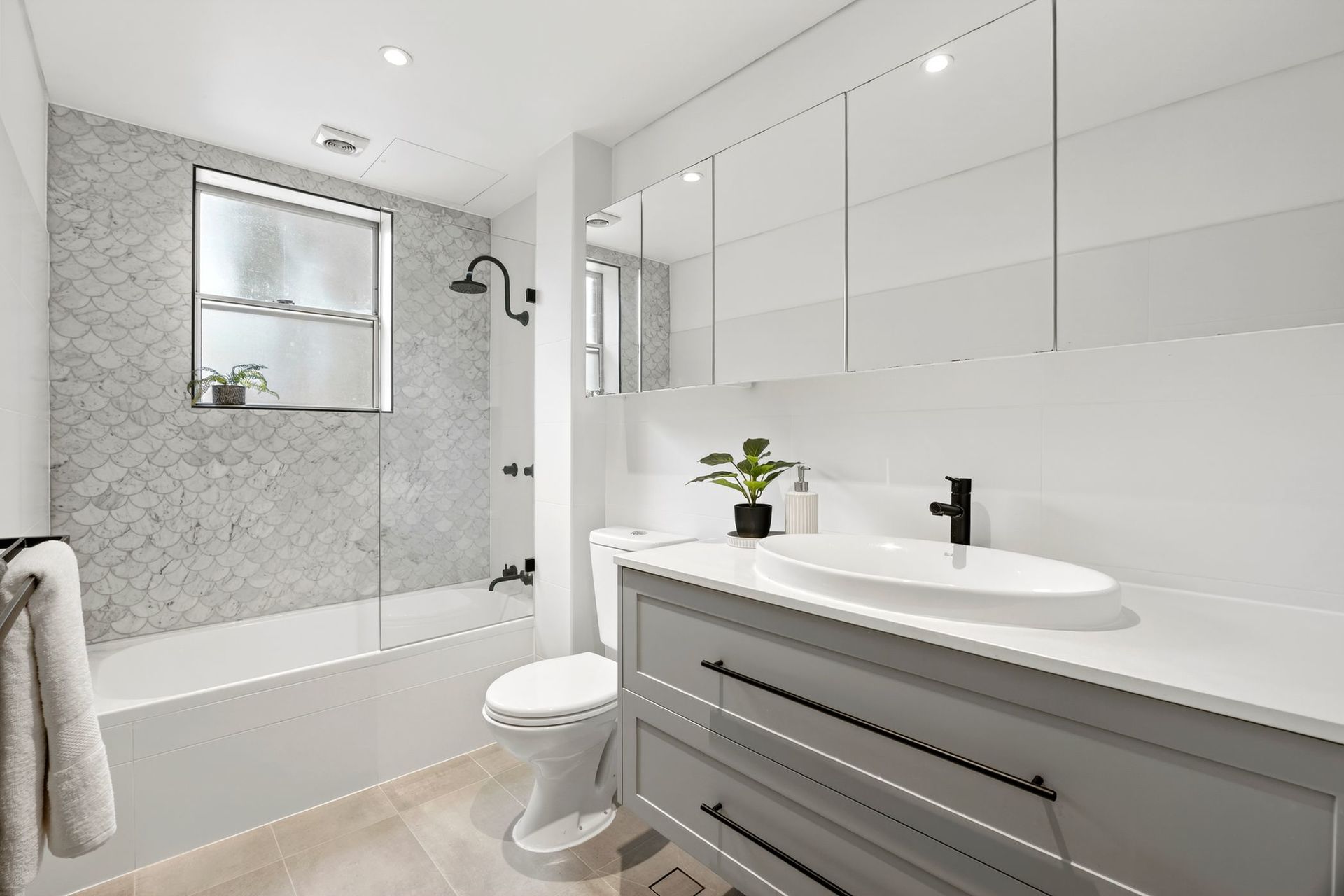 2-bedroom unit at 7 19-21 FRANCIS ROAD, ARTARMON NSW 2064, Willoughby, New South Wales