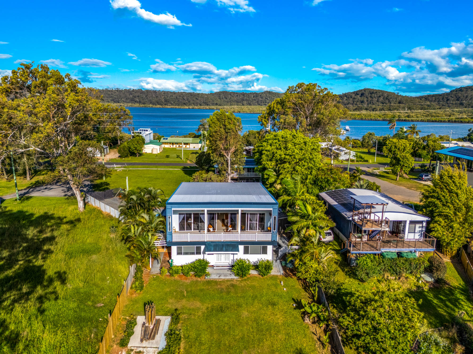 4 Hogan Court, Russell Island, QLD 4184 - Image 2