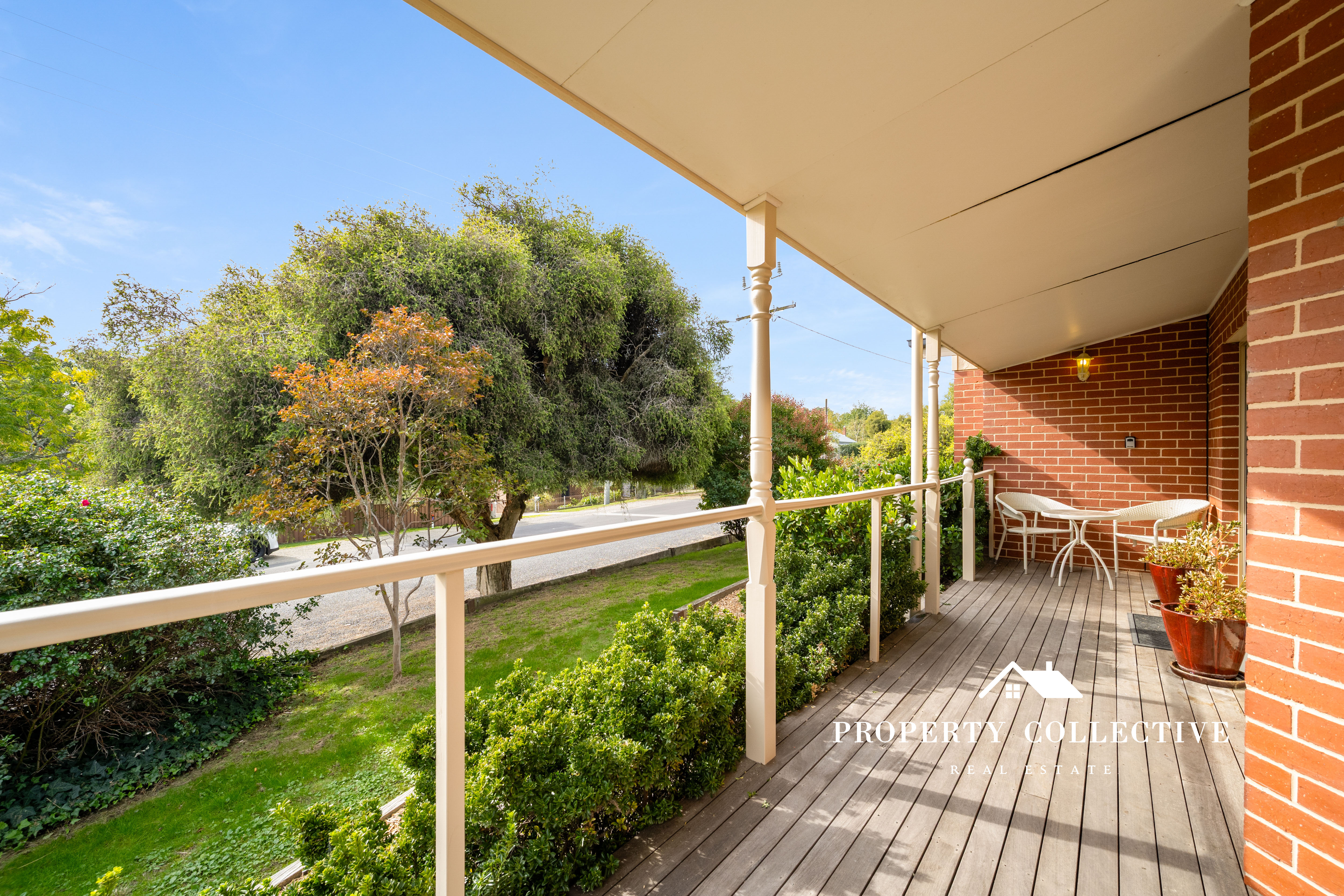 1/10 Lower Stanley Road, Beechworth, Vic, 3747 - Image 2