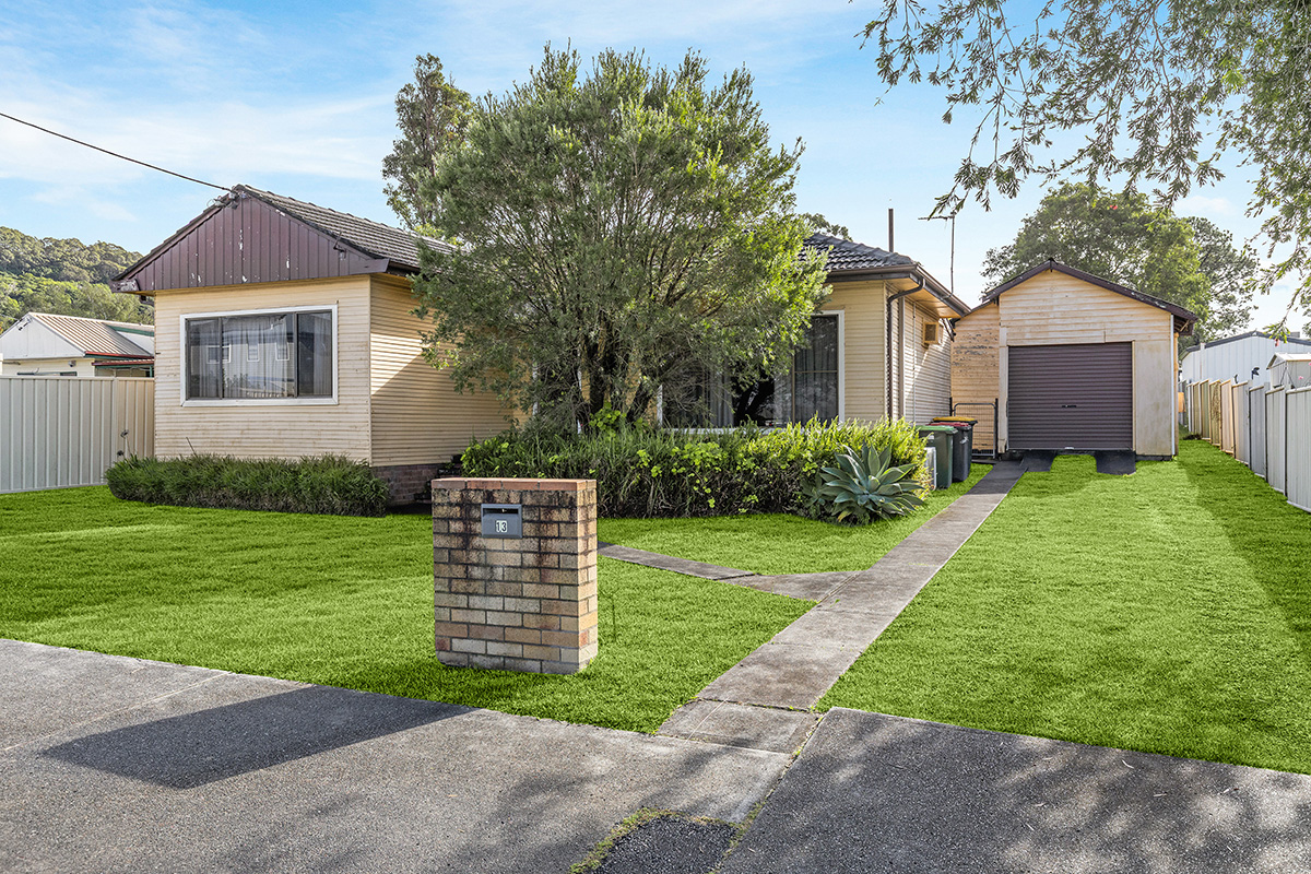 13 Ruswell Avenue, Warners Bay, NSW 2282 - Image 1