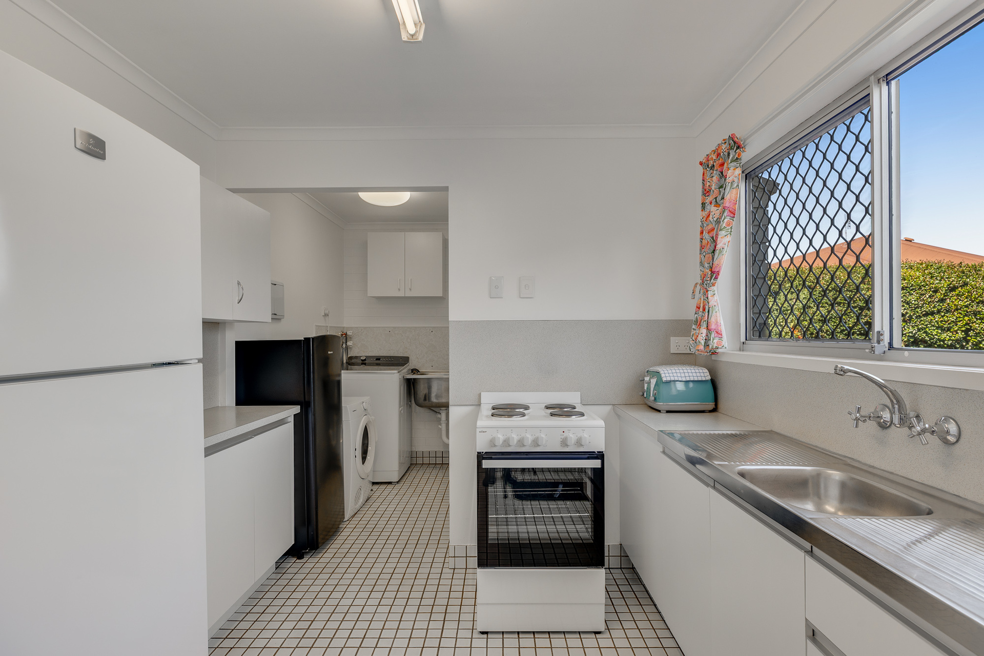 3-bedroom unit at 27 6 O'BRIEN STREET, HARLAXTON QLD 4350, Toowoomba, Queensland