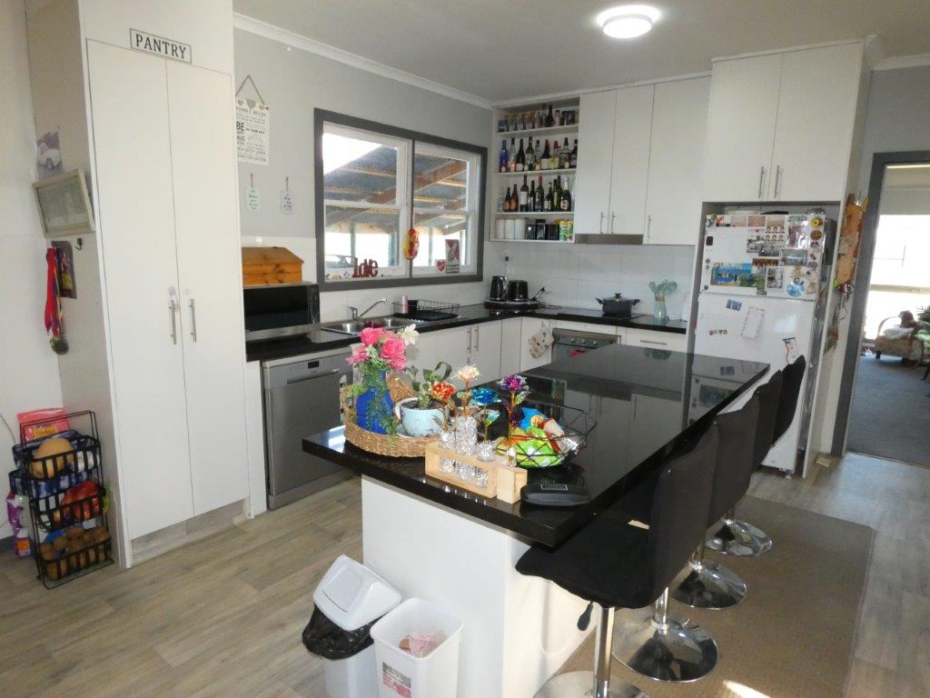 31 WALKER STREET, Donald VIC 3480 - Image 1