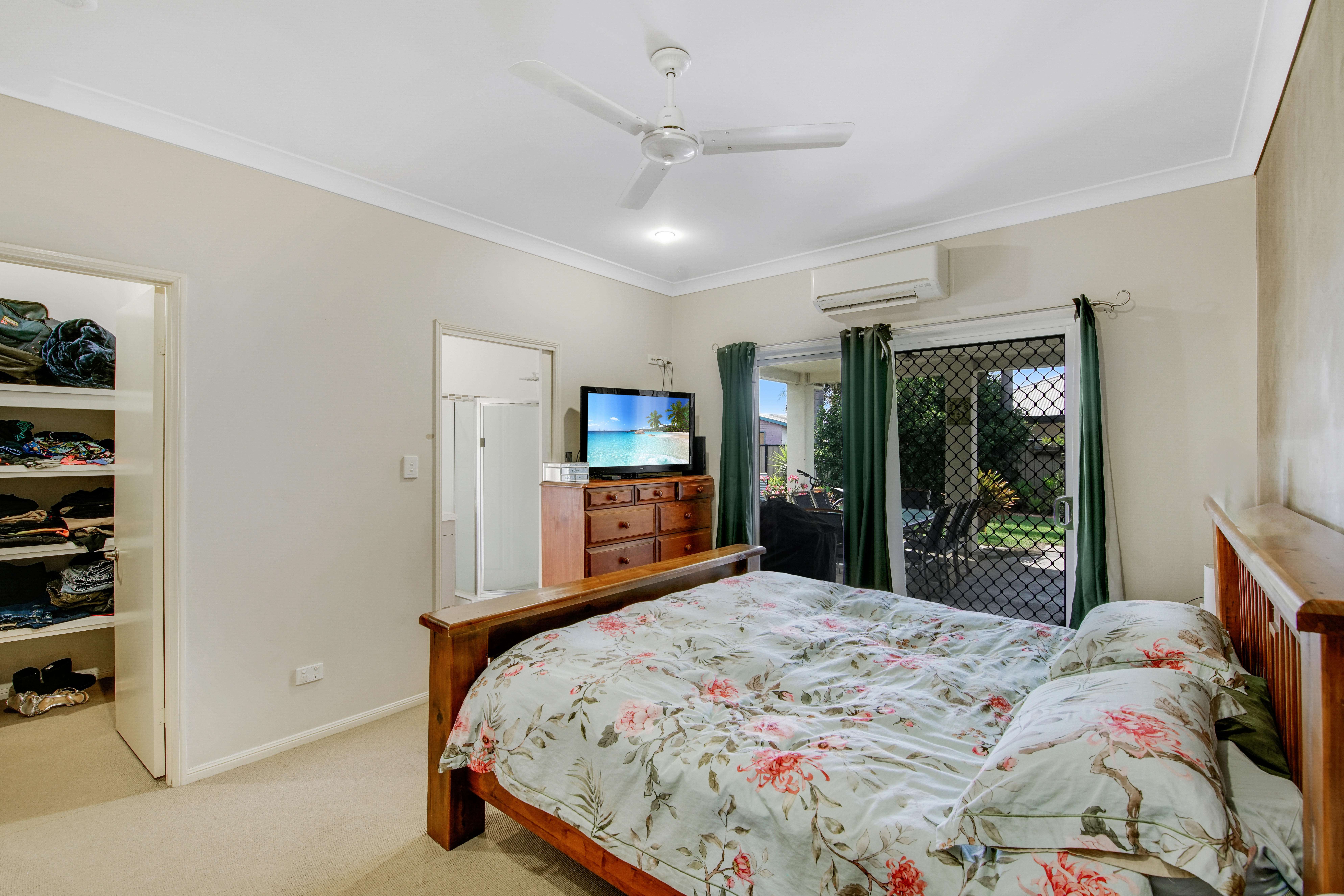 92 CLEMENTS STREET, Moranbah QLD 4744 - Image 2