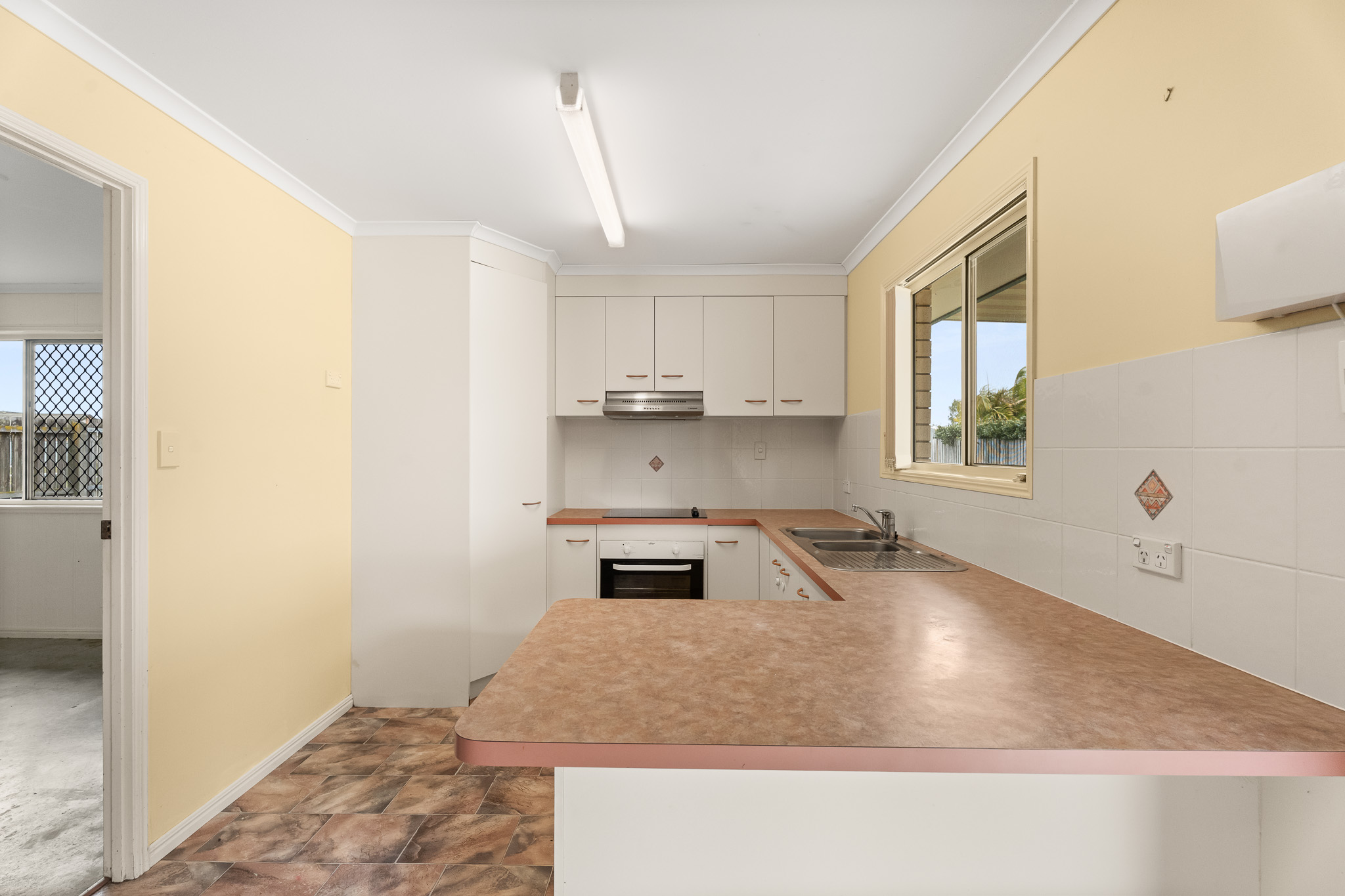 17 CHANCELLOR DRIVE, Urraween QLD 4655 - Image 2