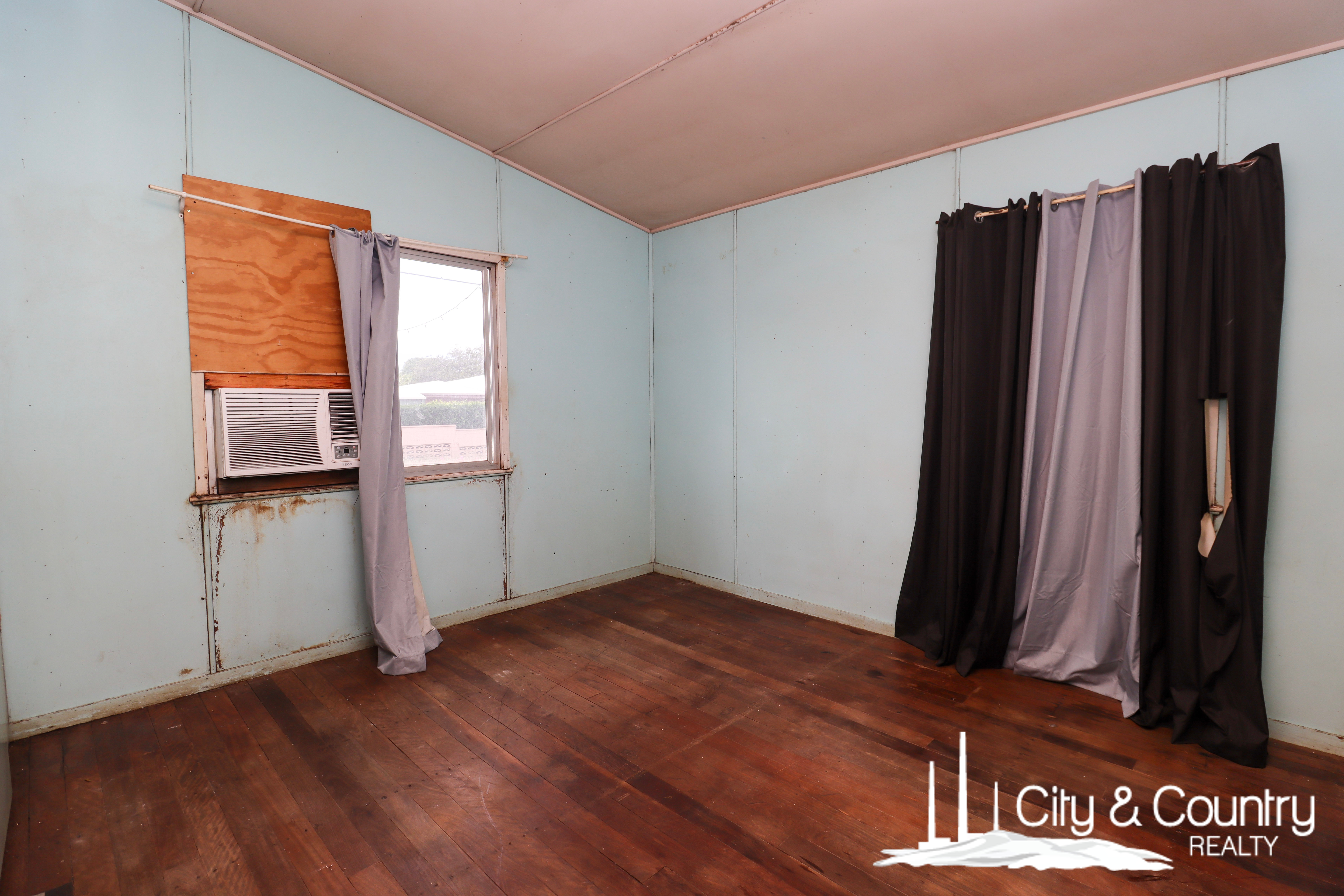 67 Second Avenue, Happy Valley, QLD 4825 - Image 10