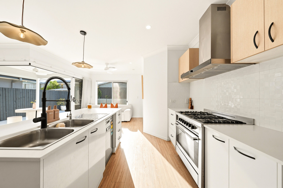 26 ECLIPSE CRESCENT, Burpengary East QLD 4505 - Image 9