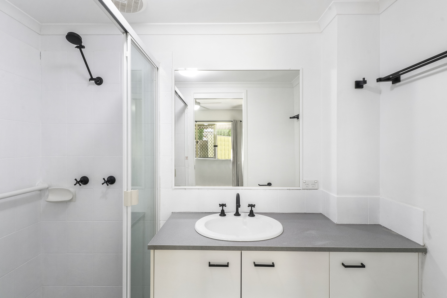 3-bedroom unit at 4/9-11 Mudjimba Beach Road, Mudjimba, QLD 4564, Sunshine Coast, Queensland