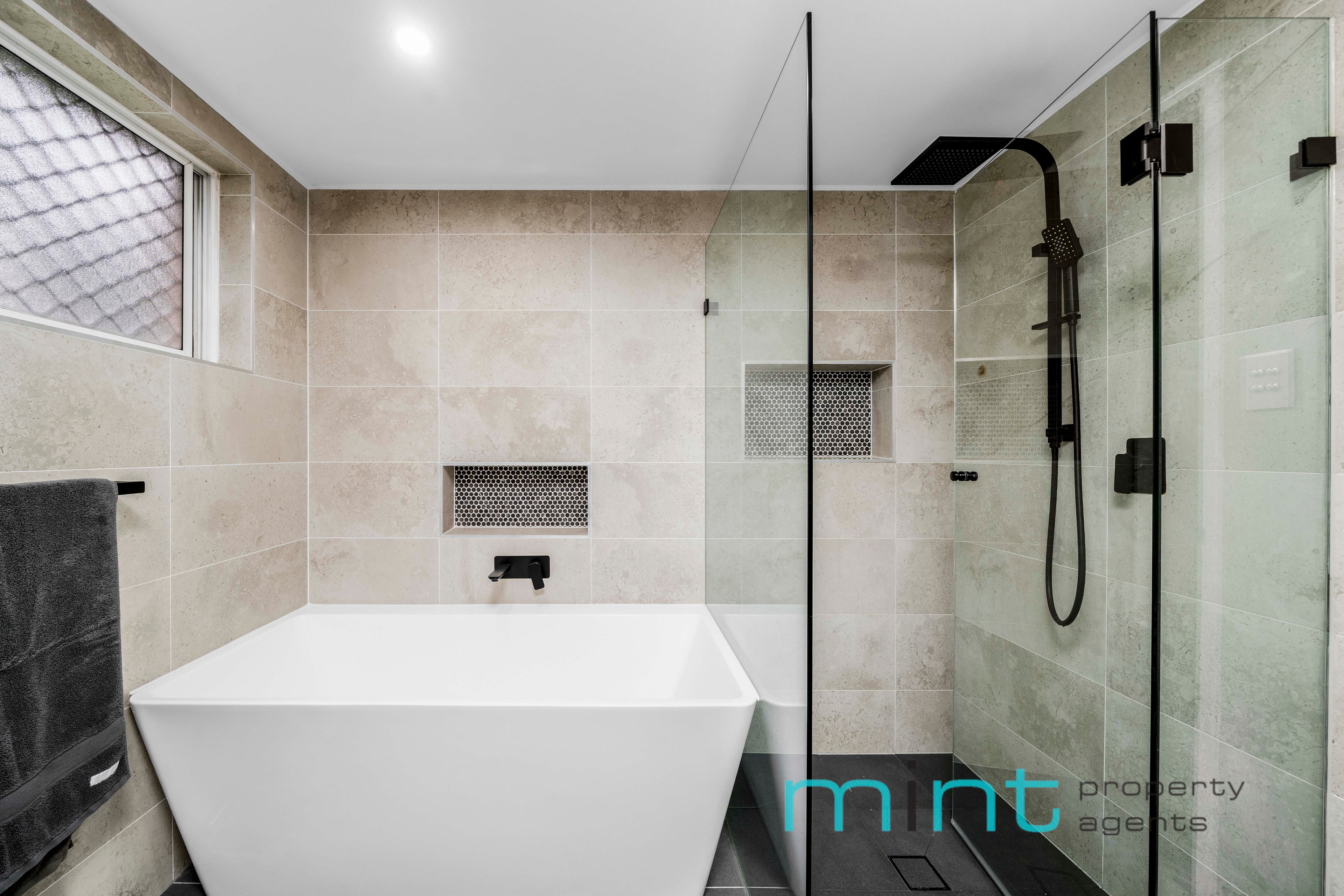 5 77 MEREDITH STREET, BANKSTOWN NSW 2200 - Image 9