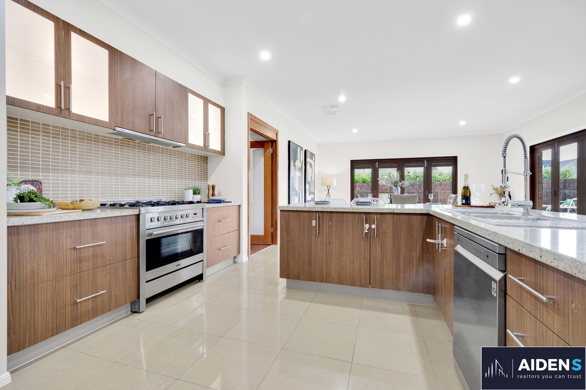 8 Harrison Court, Burnside Heights, VIC 3023 - Image 10