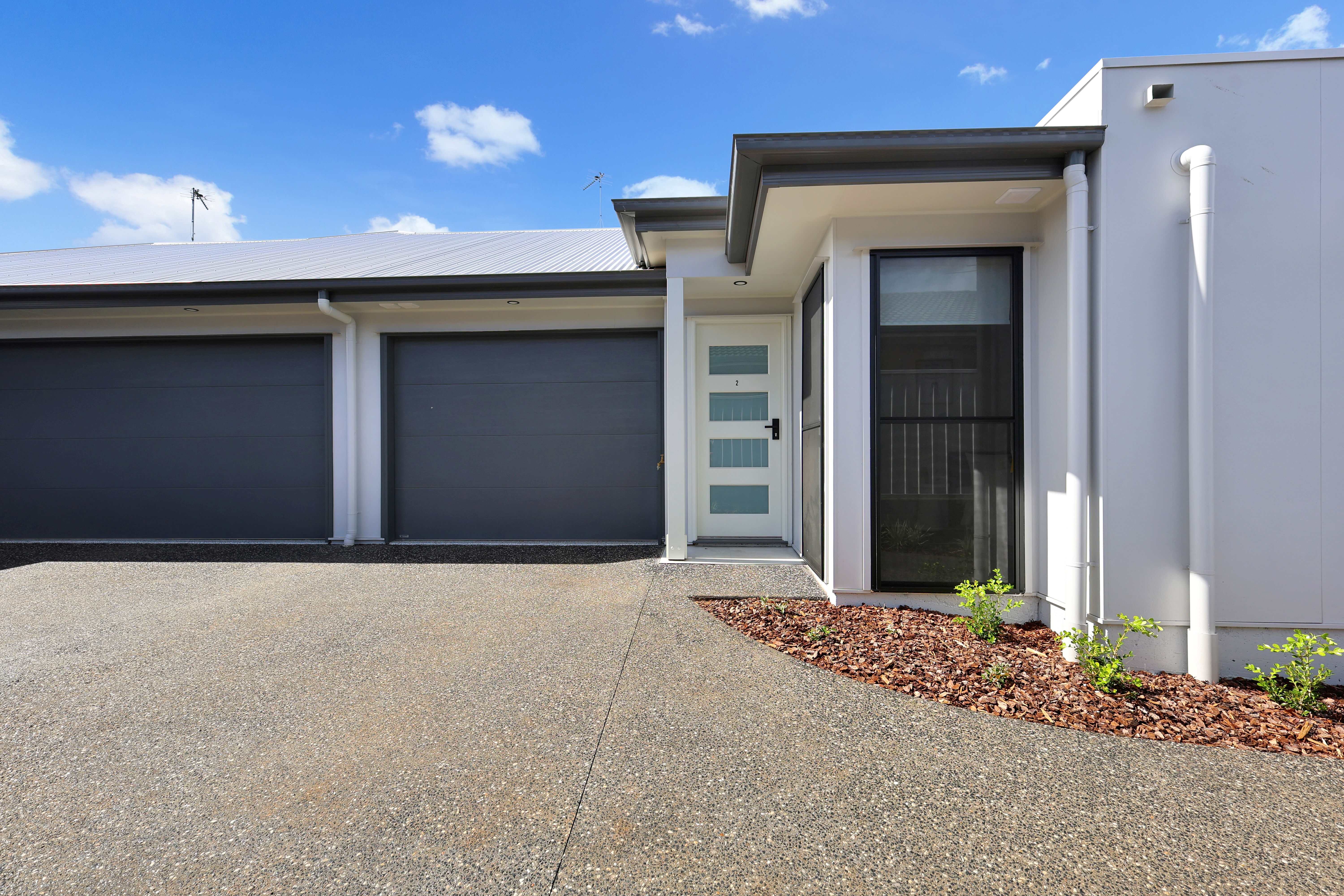 1, 2/61 Sardon Street, Centenary Heights, Qld, 4350 - Image 2