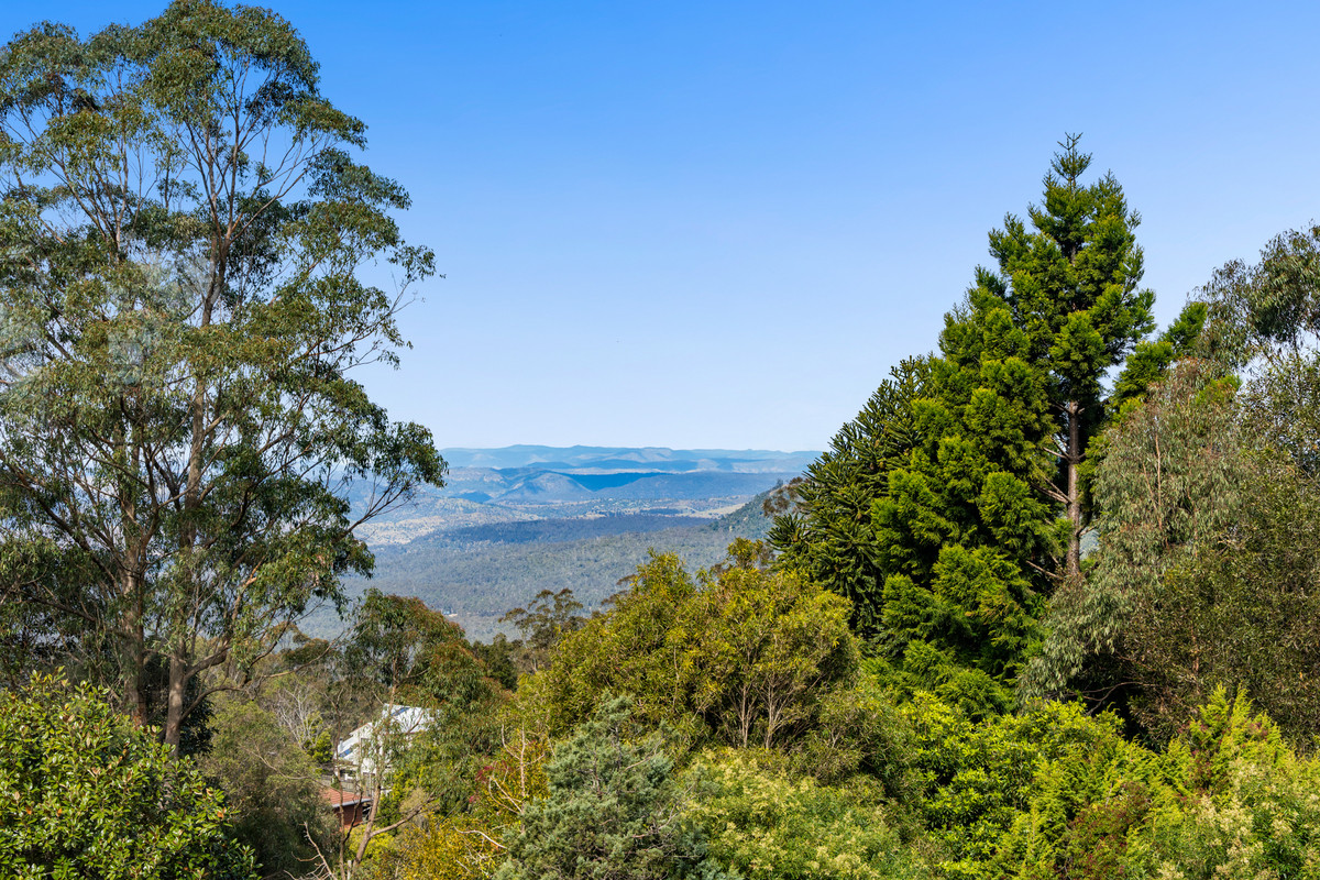 4-bedroom house at 21 Rangeview Road, Blue Mountain Heights, QLD 4350, , Queensland