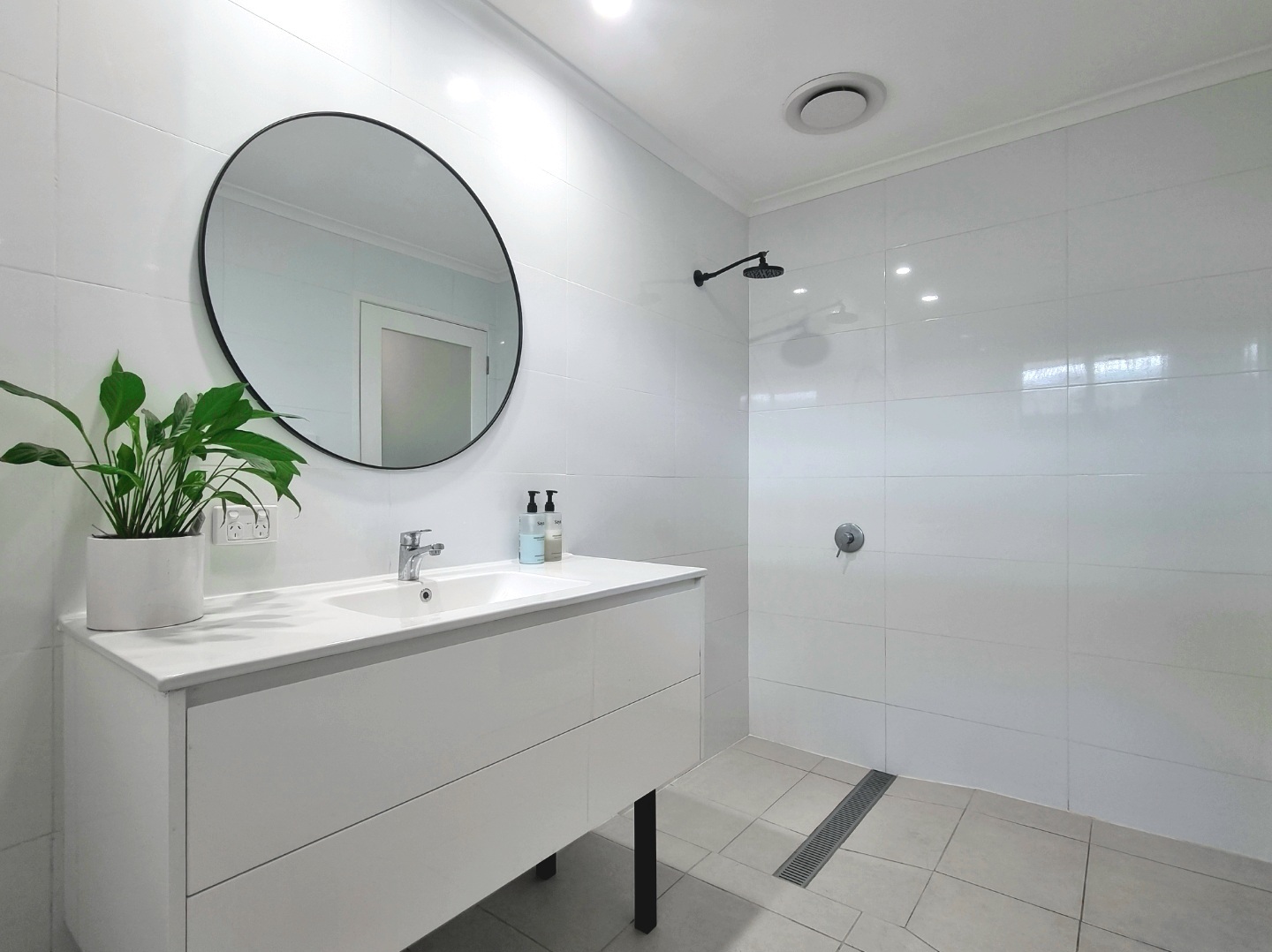 3 Naturi Street, Noosa Heads, QLD 4567 - Image 2