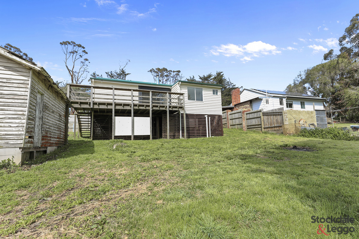 3-bedroom house at 5 Thorpdale Road, Mirboo North, VIC 3871, South Gippsland, Victoria