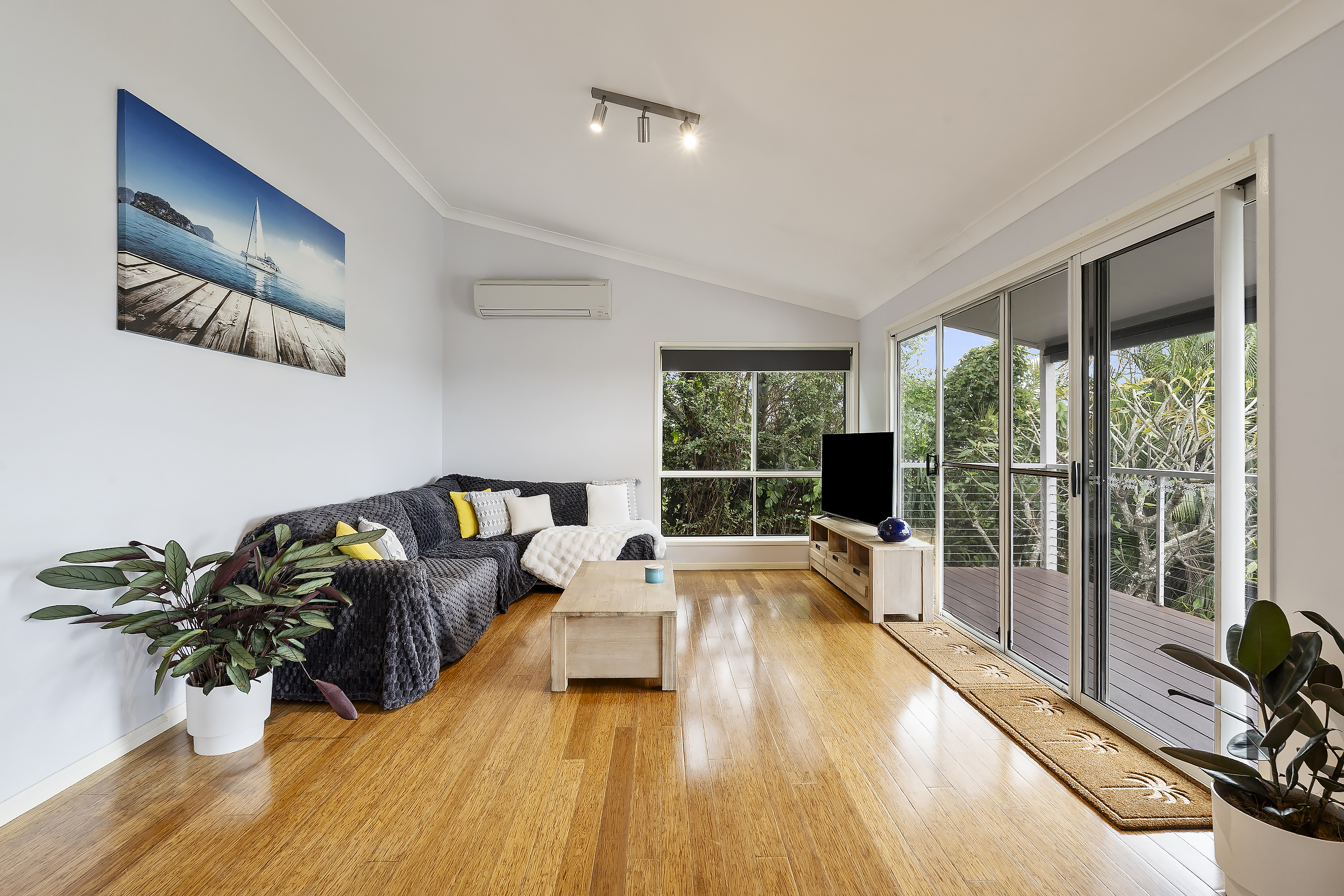 15 Lakeview Parade, Tweed Heads South, NSW 2486 - Image 8