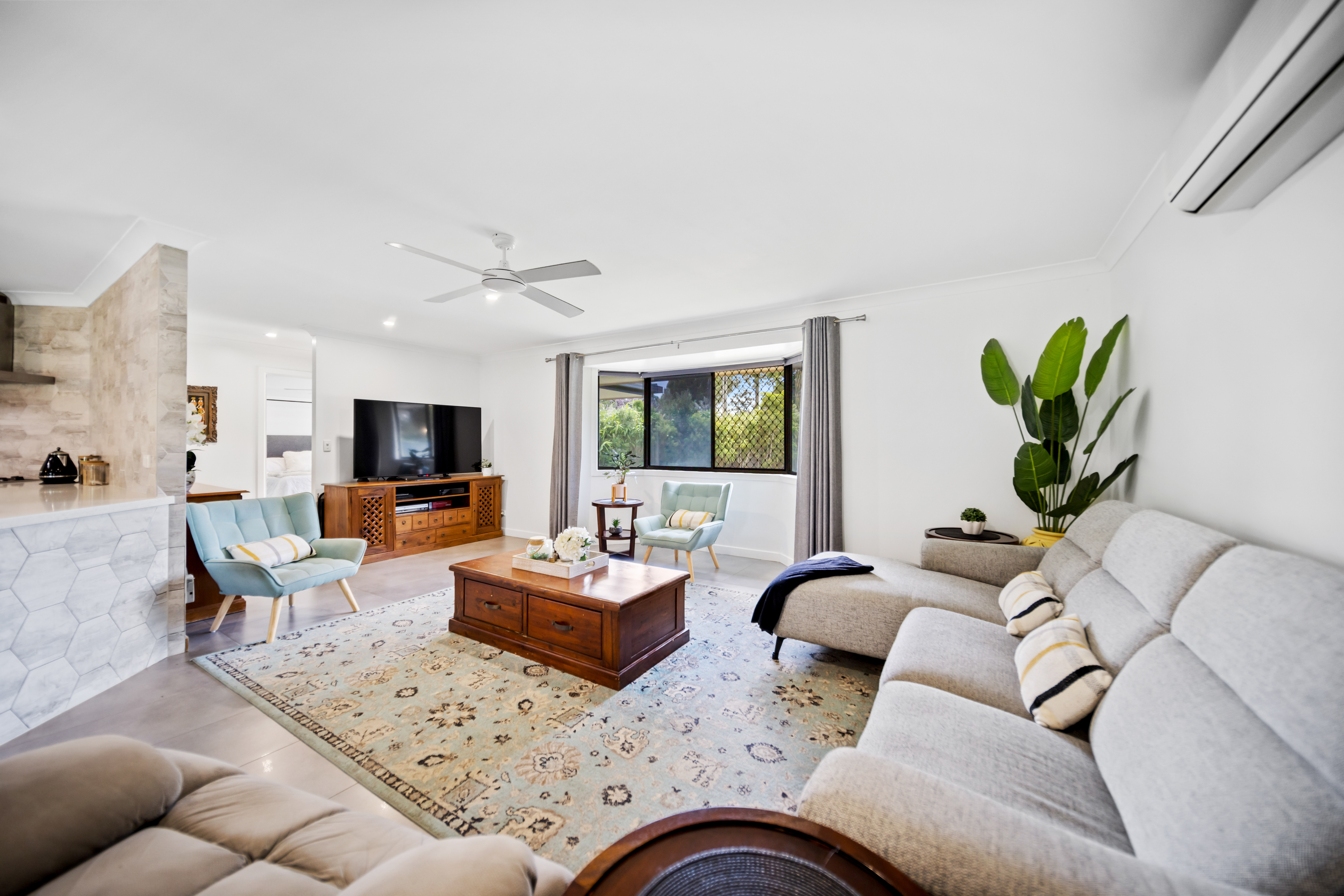 27 Cabrera Crescent, Beerwah, QLD 4519 - Image 6
