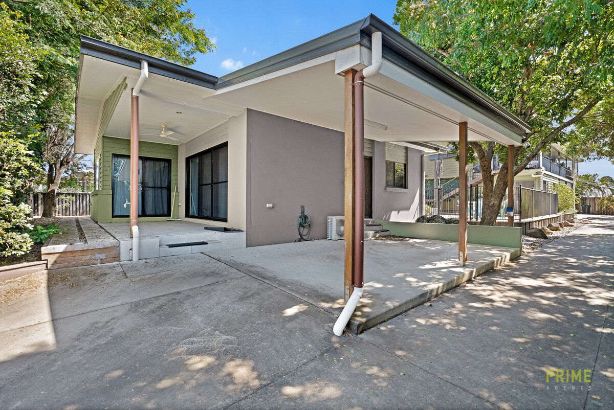 7 ROHAN WAY, Kawungan QLD 4655 - Image 2