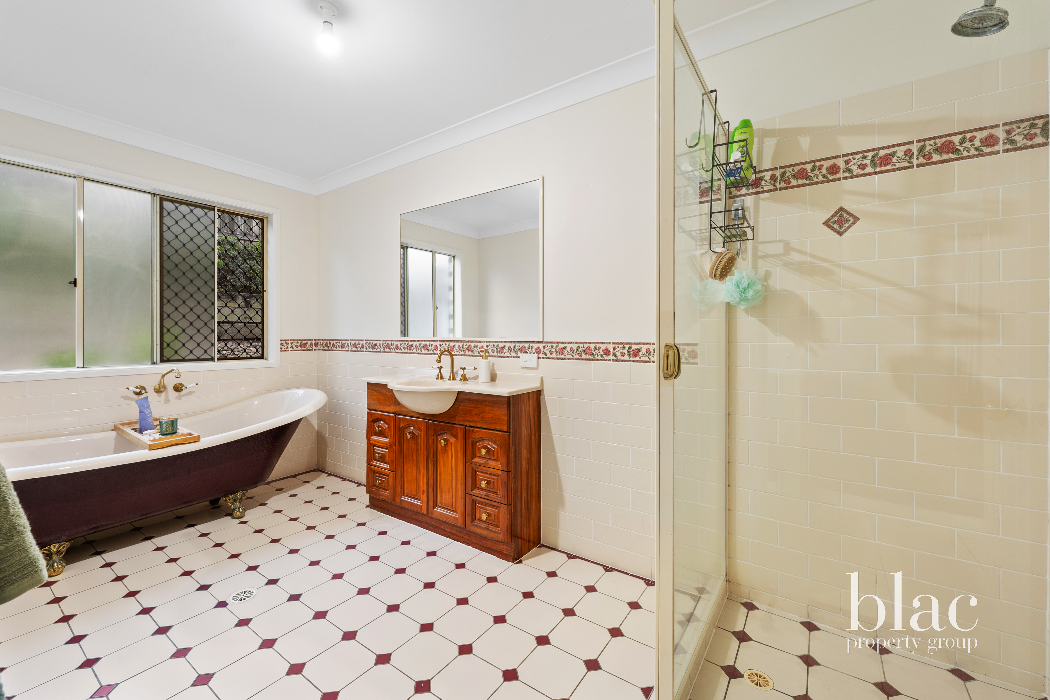 5 MARKWELL COURT, Petrie QLD 4502 - Image 2