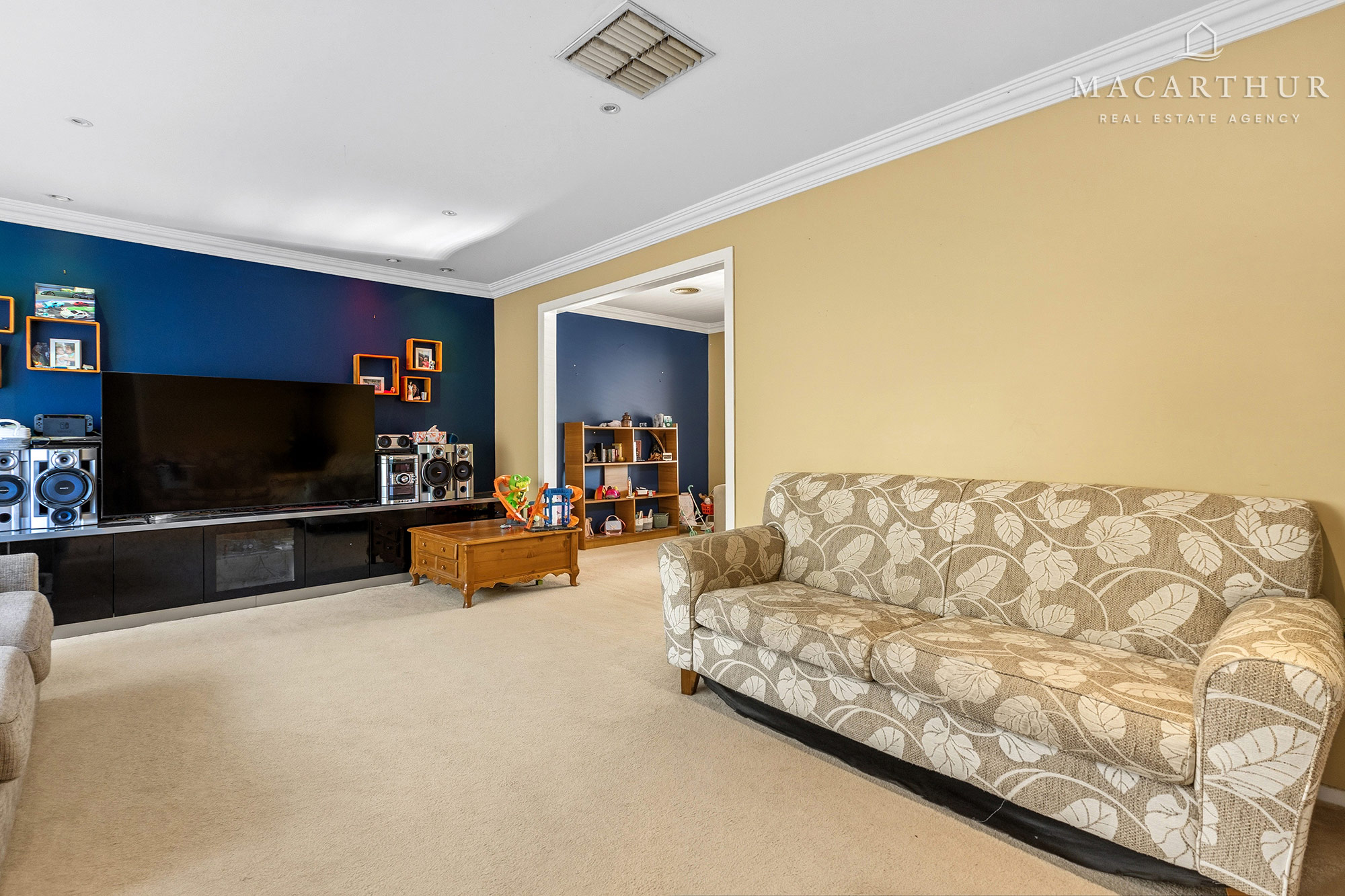 4 LINCOLN AVENUE, Tolland NSW 2650 - Image 5