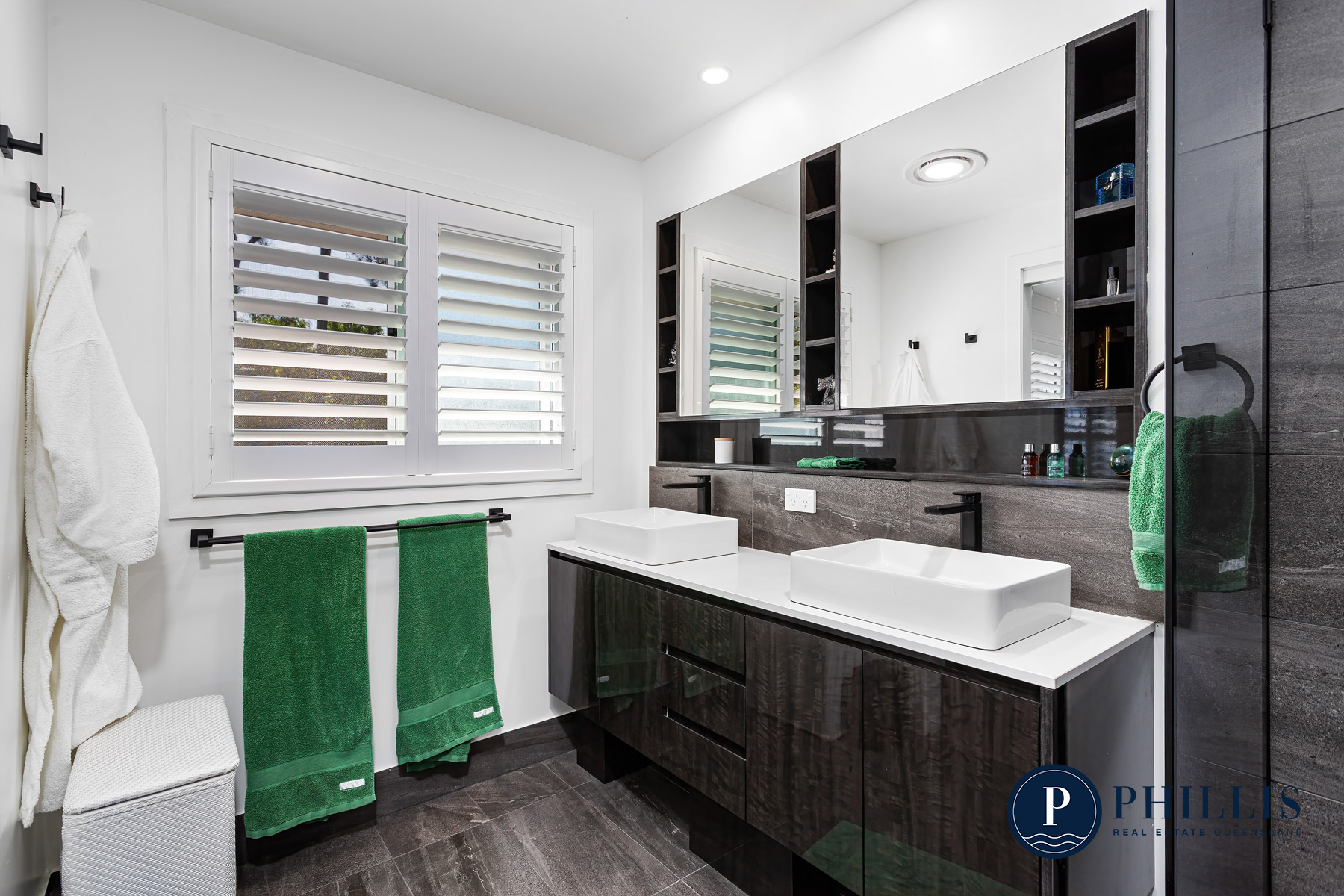 3-bedroom unit at SANCTUARY PINES 2 19 SANTA BARBARA ROAD, HOPE ISLAND QLD 4212, Gold Coast, Queensland