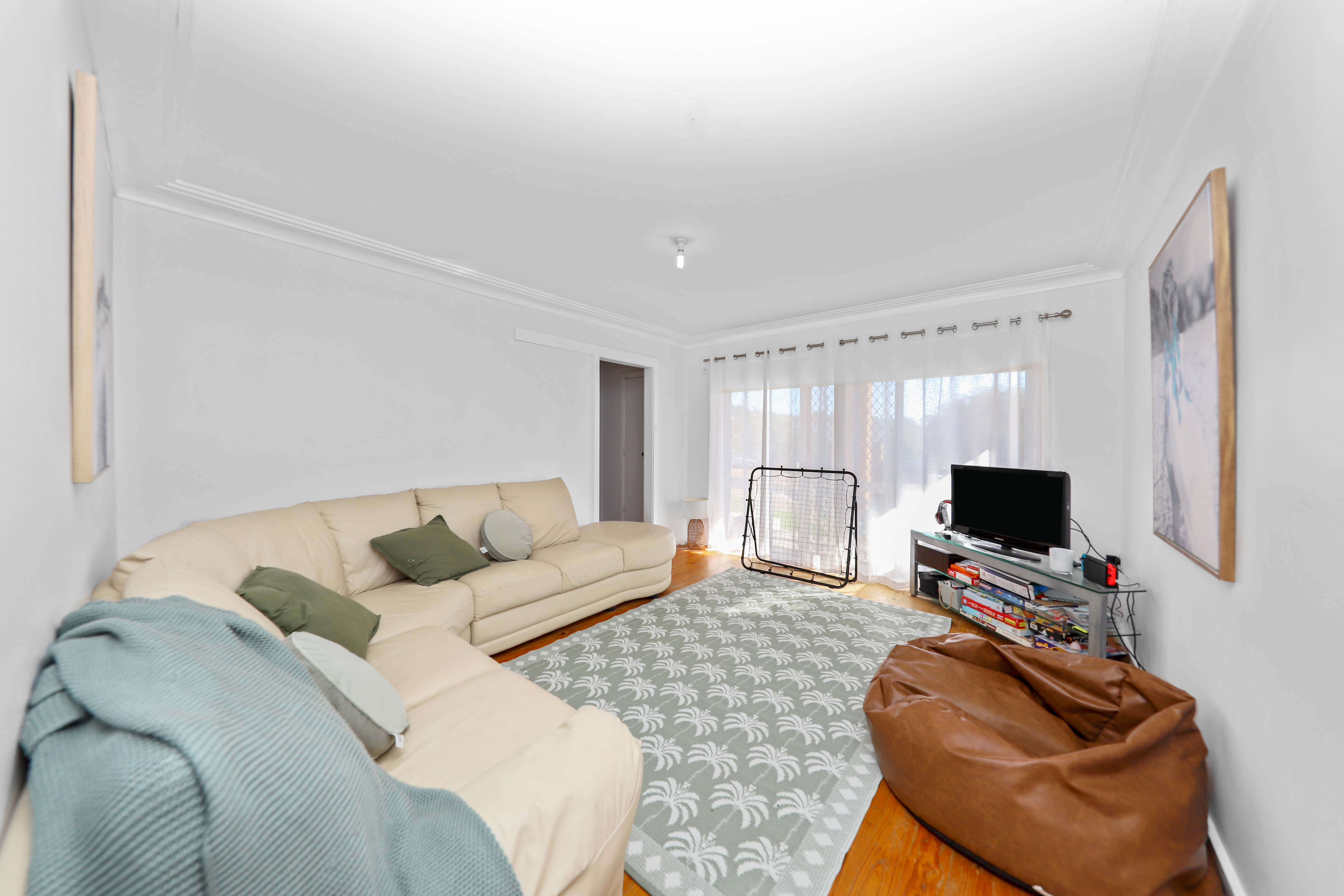 4-bedroom house at 8 Kaleema Crescent, Tumut, NSW 2720, Snowy Valleys, New South Wales
