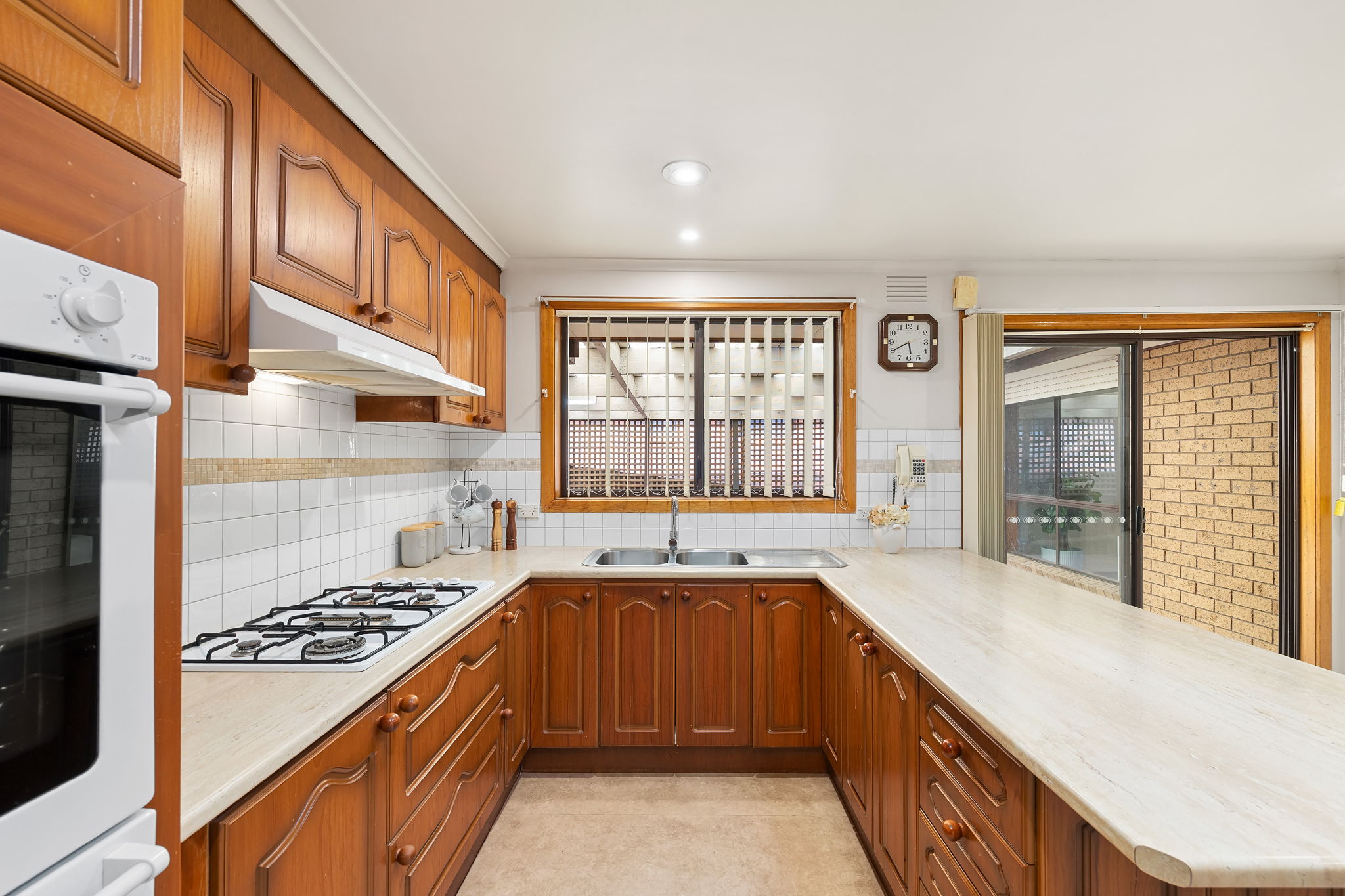 63 Thompson Circuit, Mill Park, VIC 3082 - Image 5