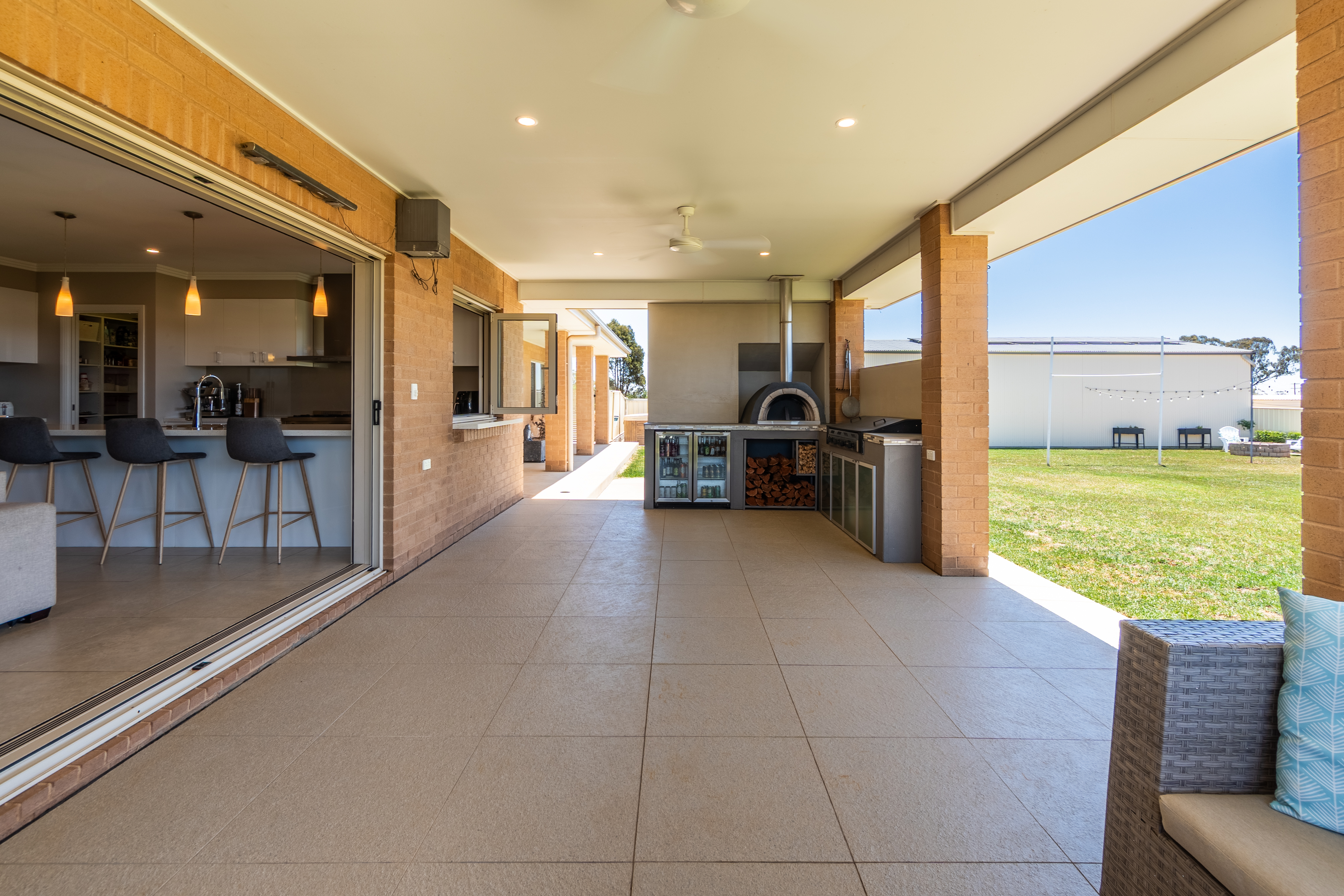 5-bedroom house at 9 Evatt Street, Temora, NSW 2666, Temora, New South Wales