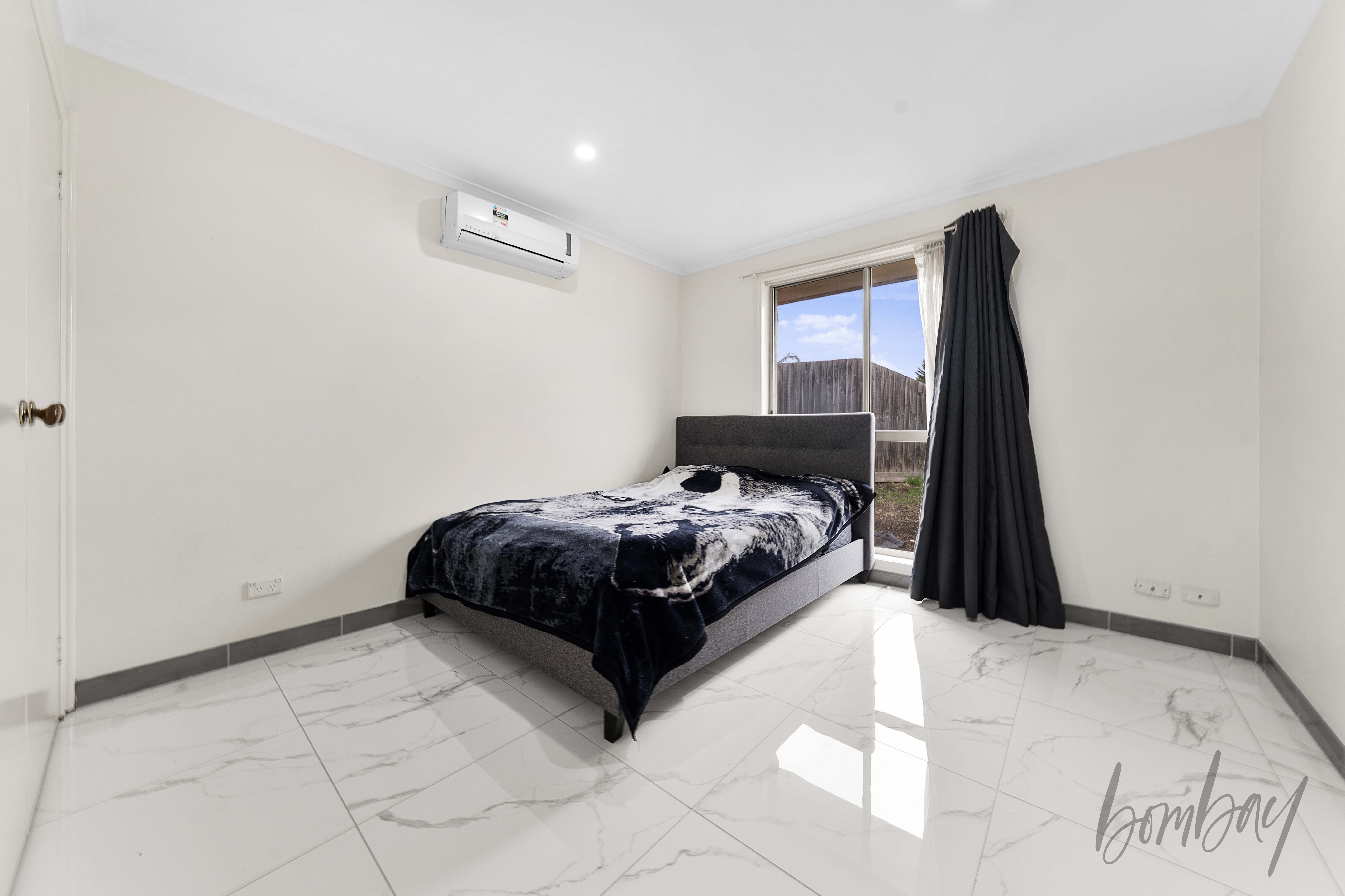 7 Hall Court, Meadow Heights, VIC 3048 - Image 10