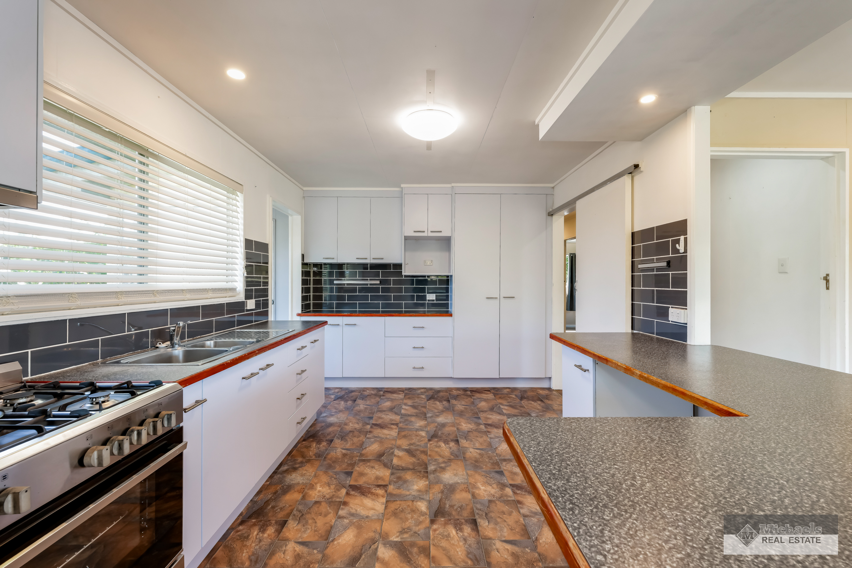 9 Grimstead Street, Bundaberg West, QLD 4670 - Image 7